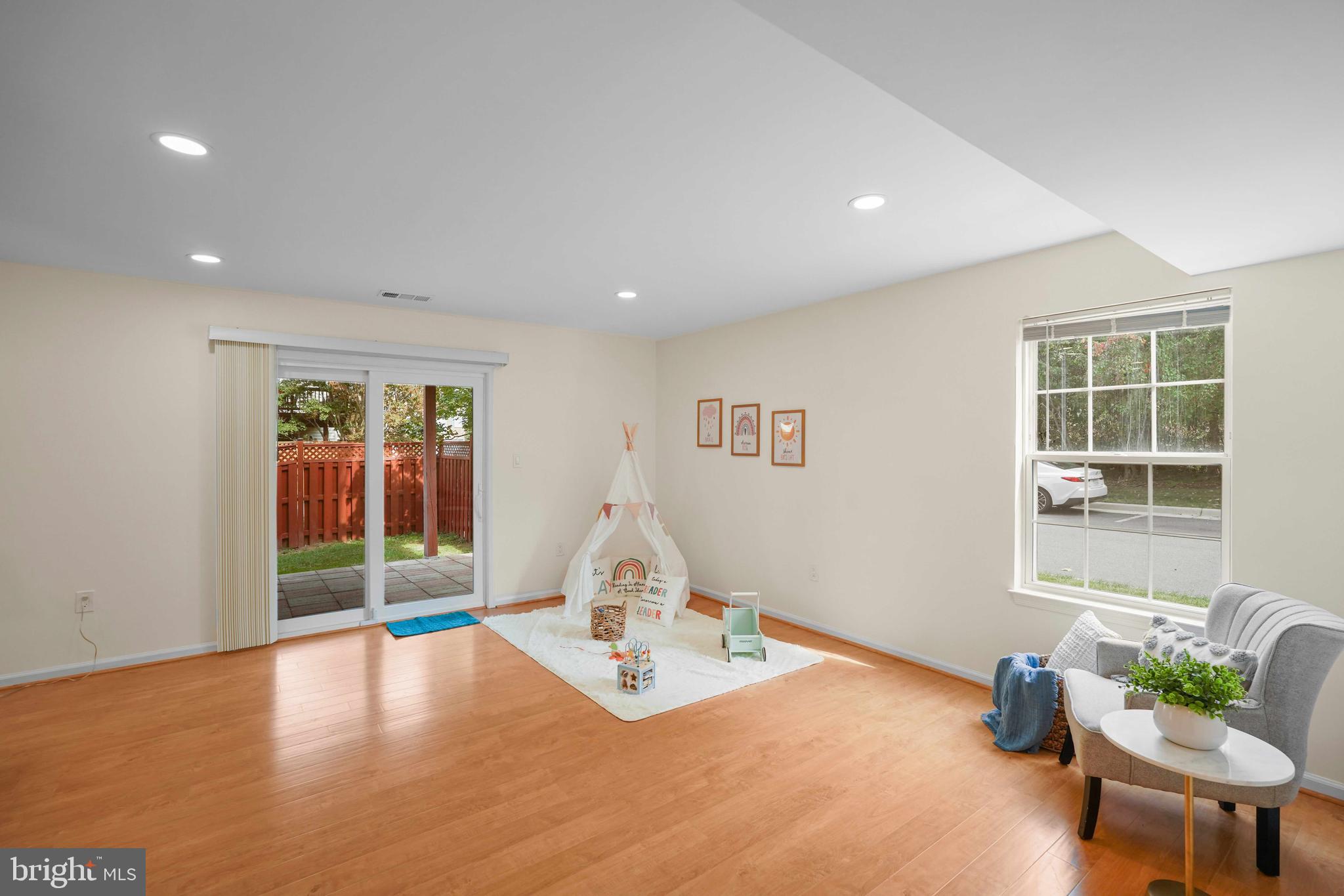 TOWNS AT STUART POINT - Residential