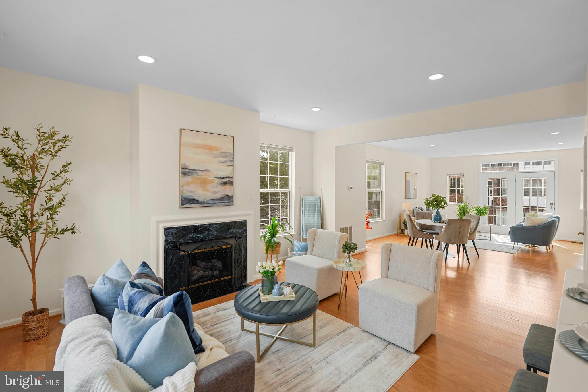 TOWNS AT STUART POINT - Residential