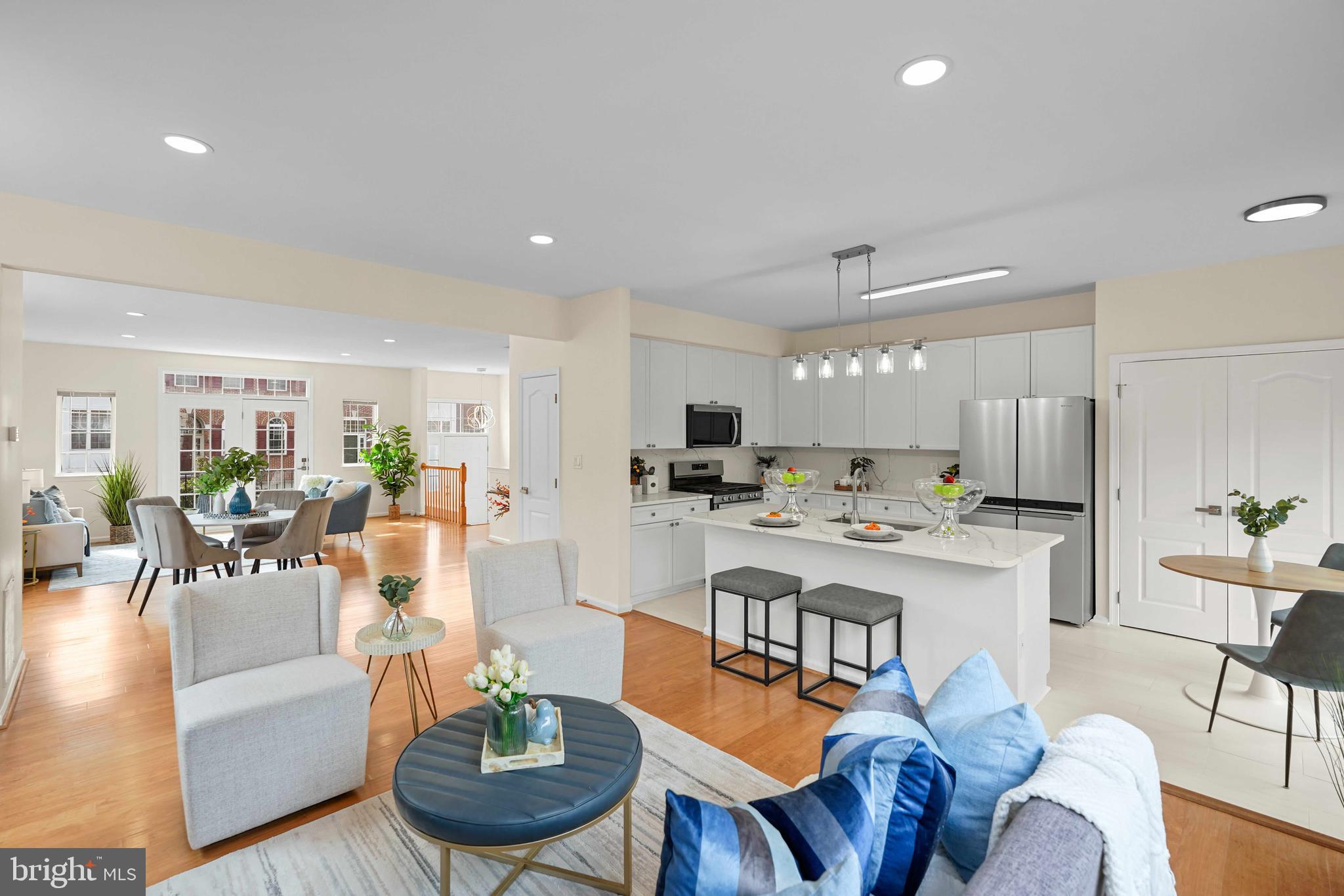 TOWNS AT STUART POINT - Residential