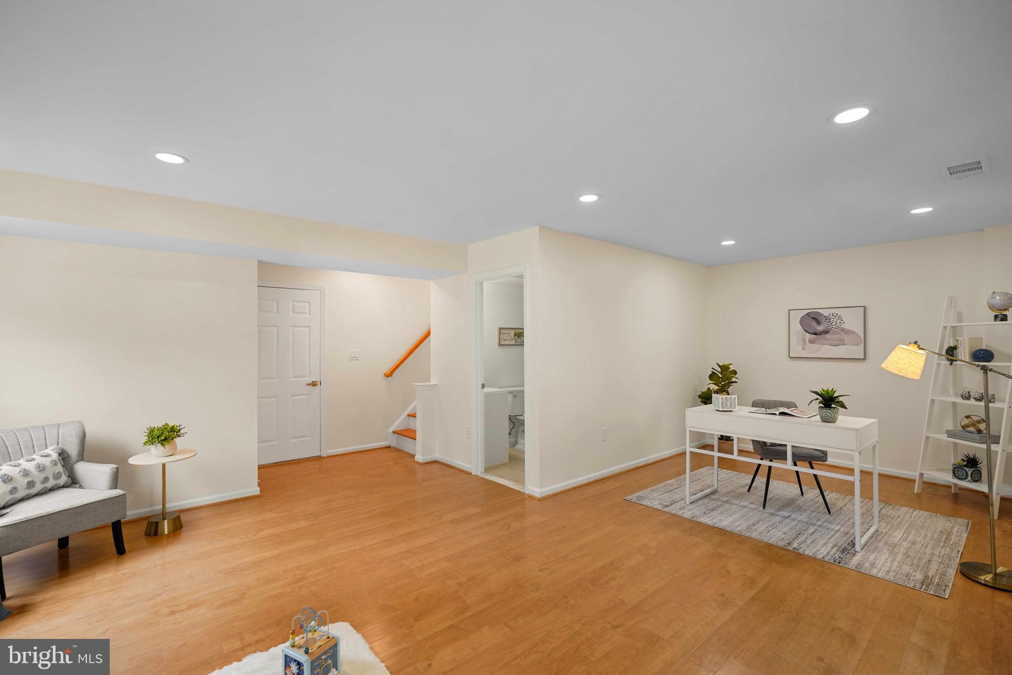 TOWNS AT STUART POINT - Residential