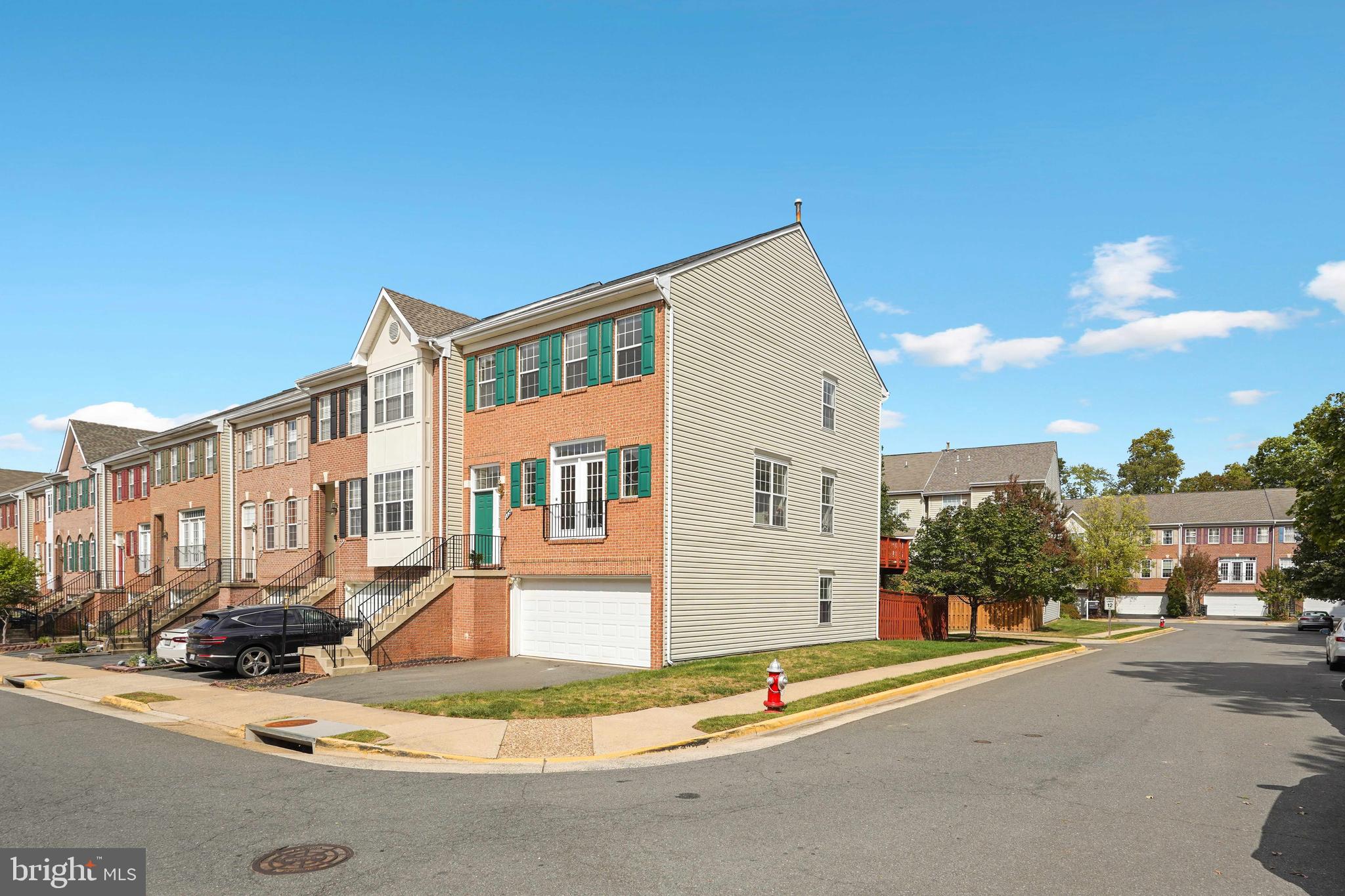 1732 STUART POINTE LANE