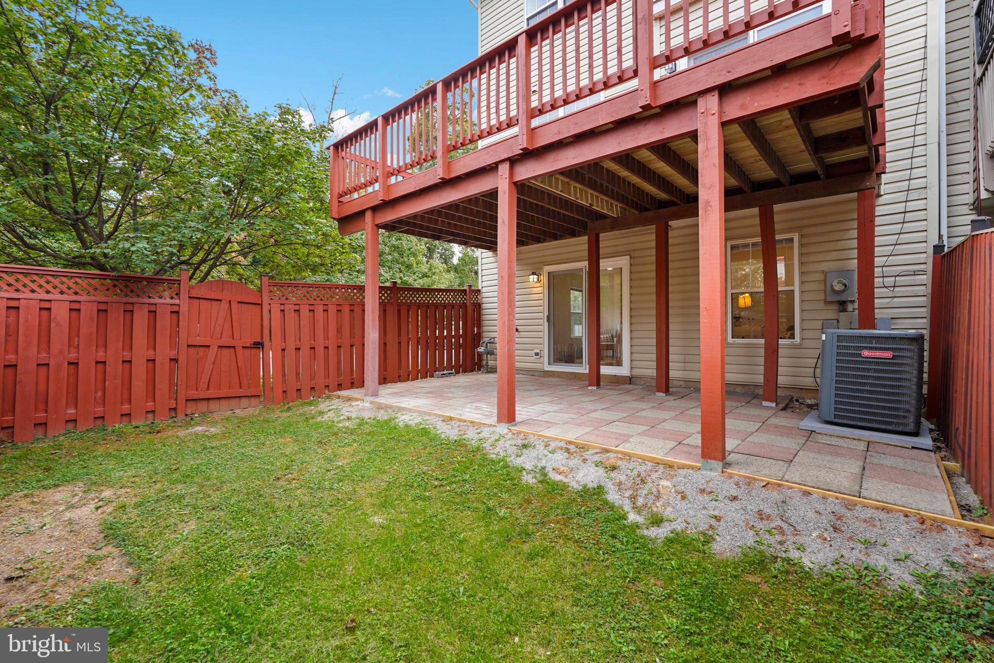 TOWNS AT STUART POINT - Residential