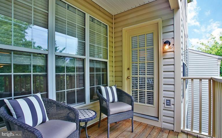 VILLAGES AT FALLS CHURCH - Residential Lease