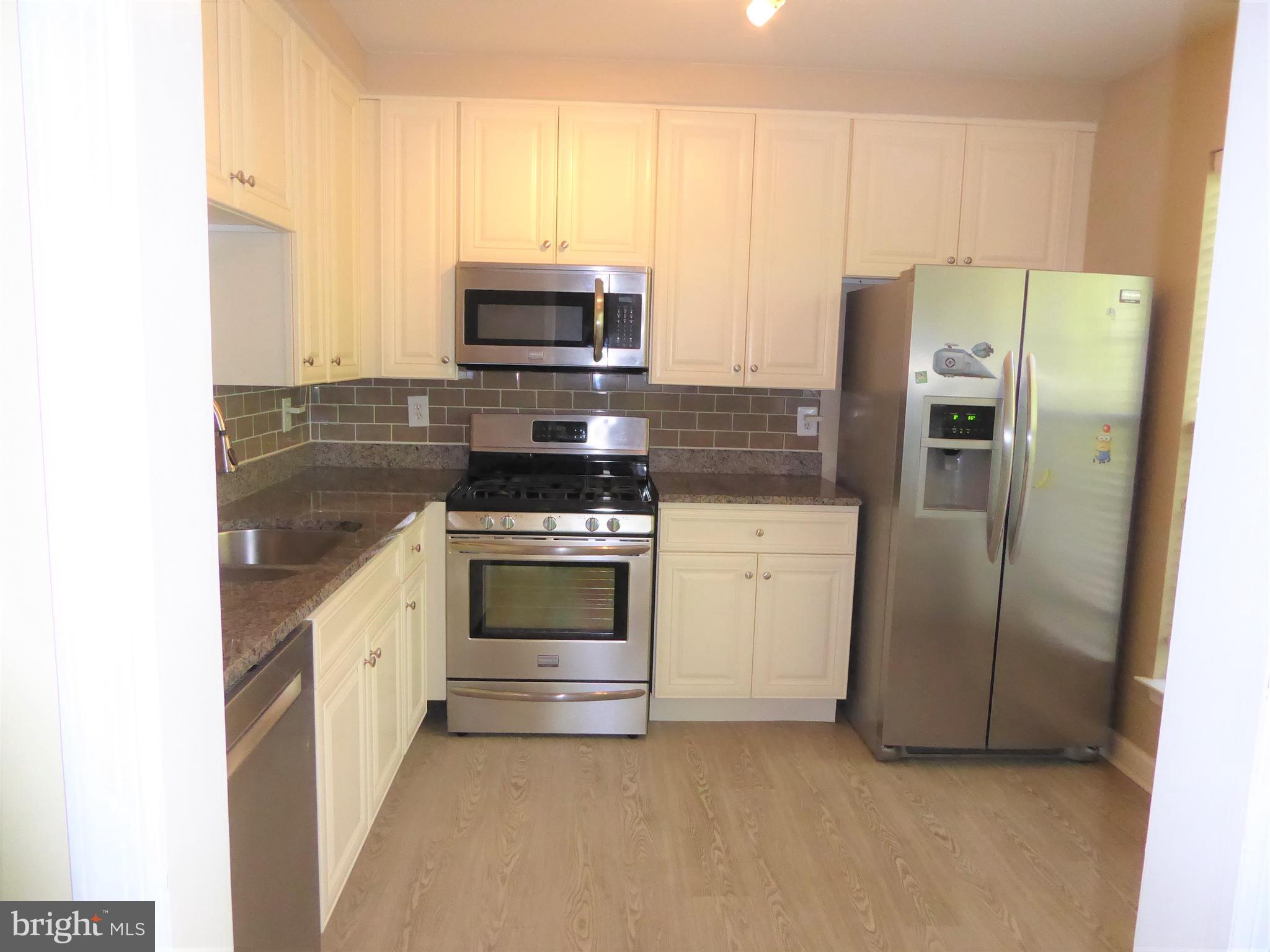 VILLAGES AT FALLS CHURCH - Residential Lease