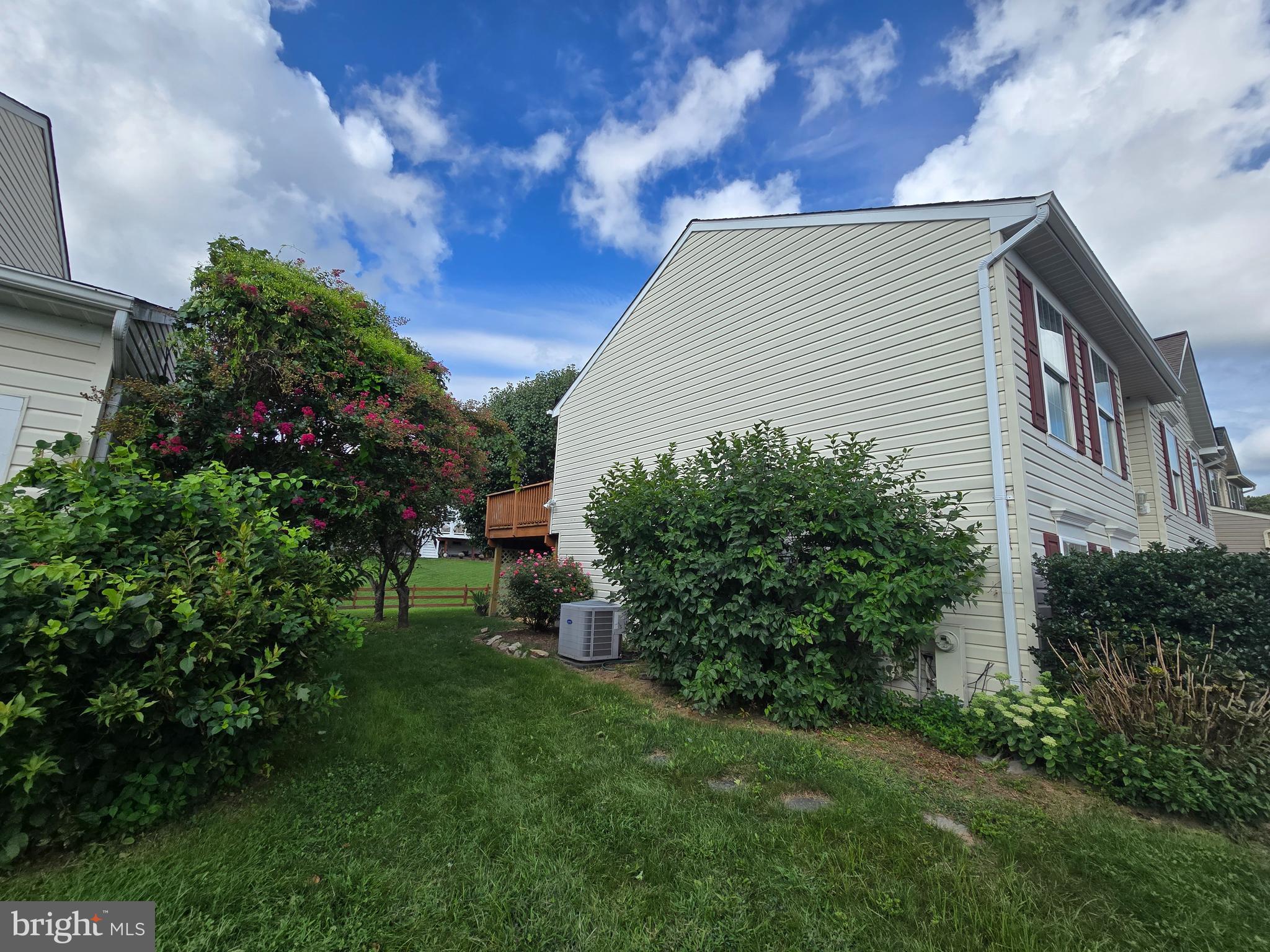 LOHR'S ORCHARD - Residential