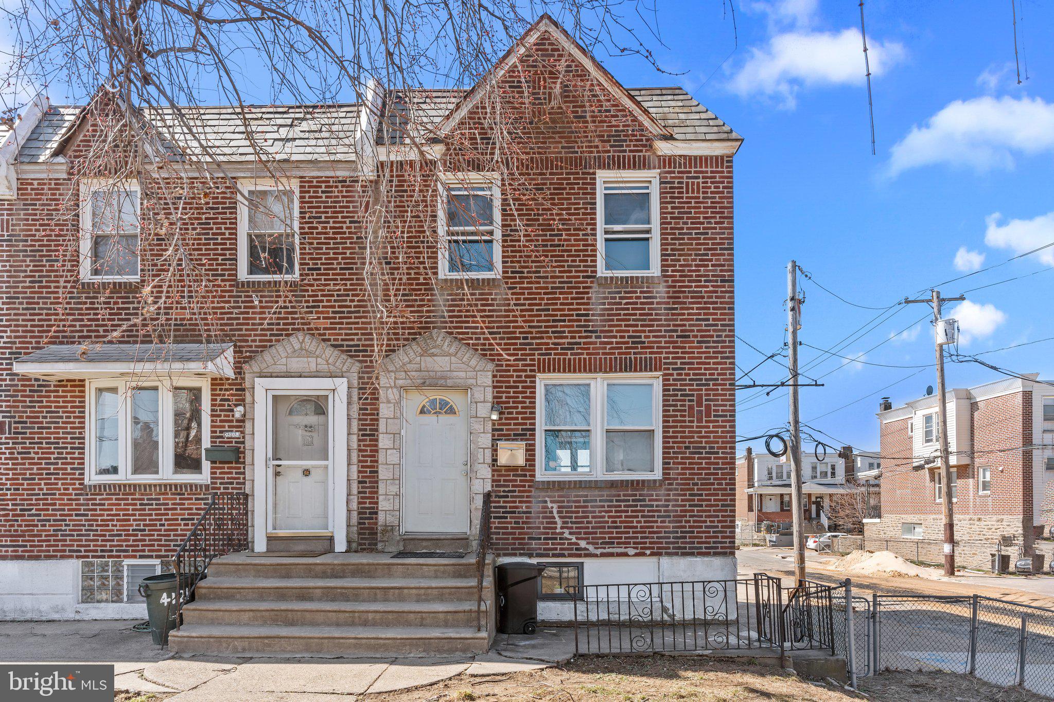 MAYFAIR - Residential