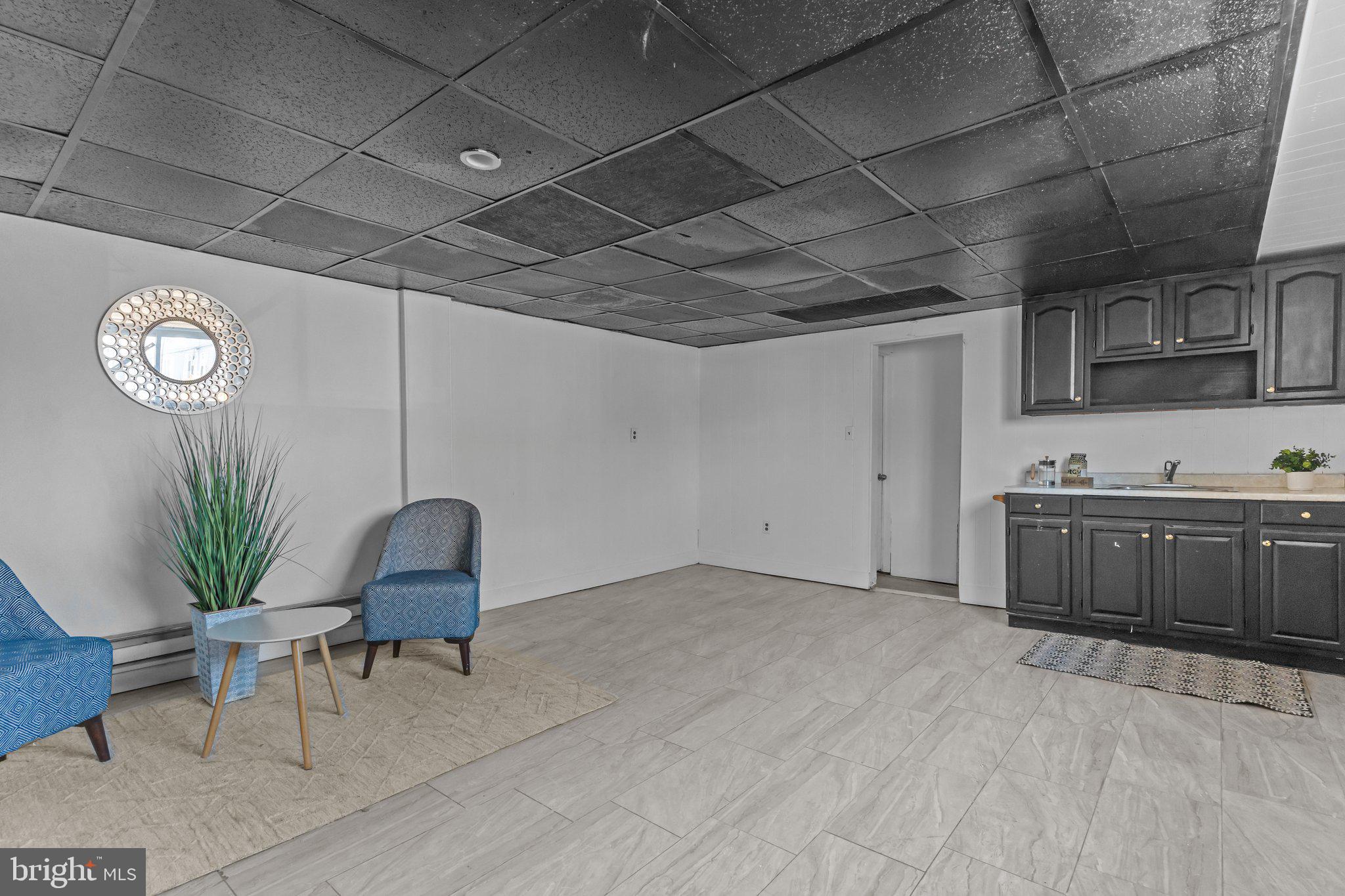 MAYFAIR - Residential