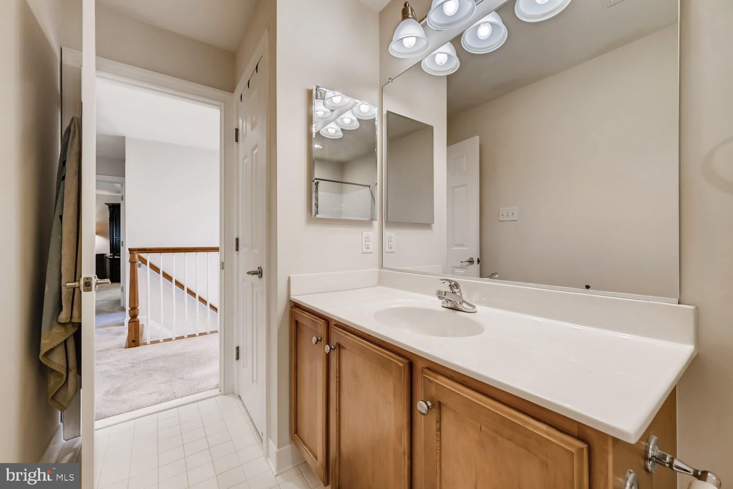 STONEHOUSE OVERLOOK - Residential