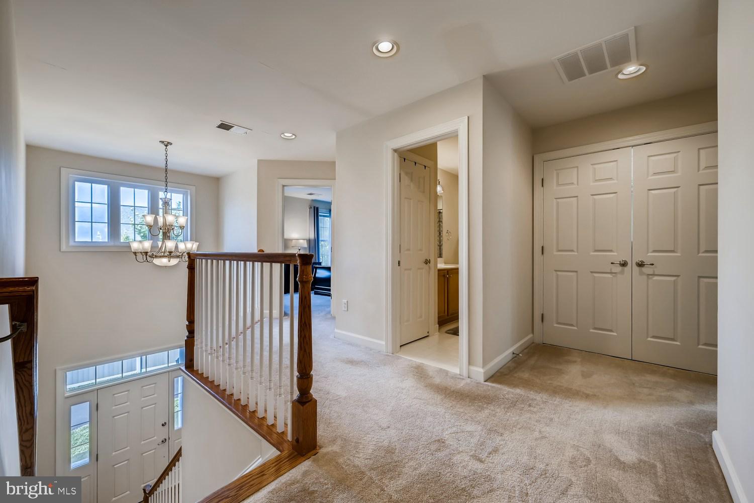 STONEHOUSE OVERLOOK - Residential