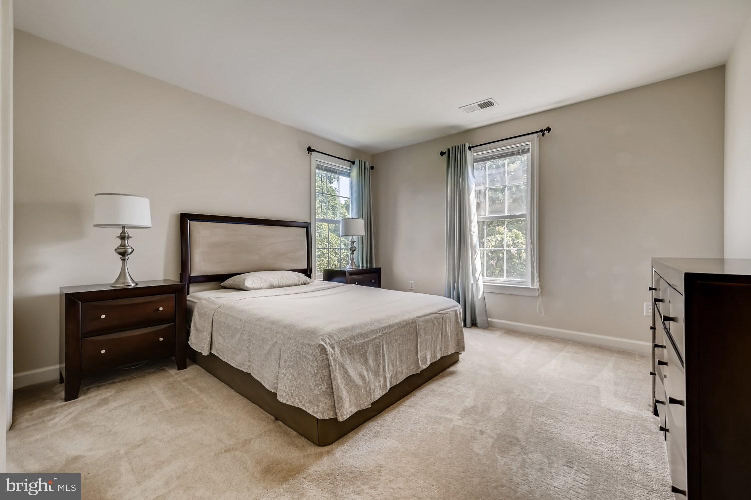 STONEHOUSE OVERLOOK - Residential