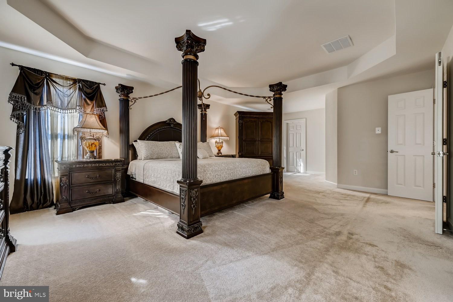 STONEHOUSE OVERLOOK - Residential