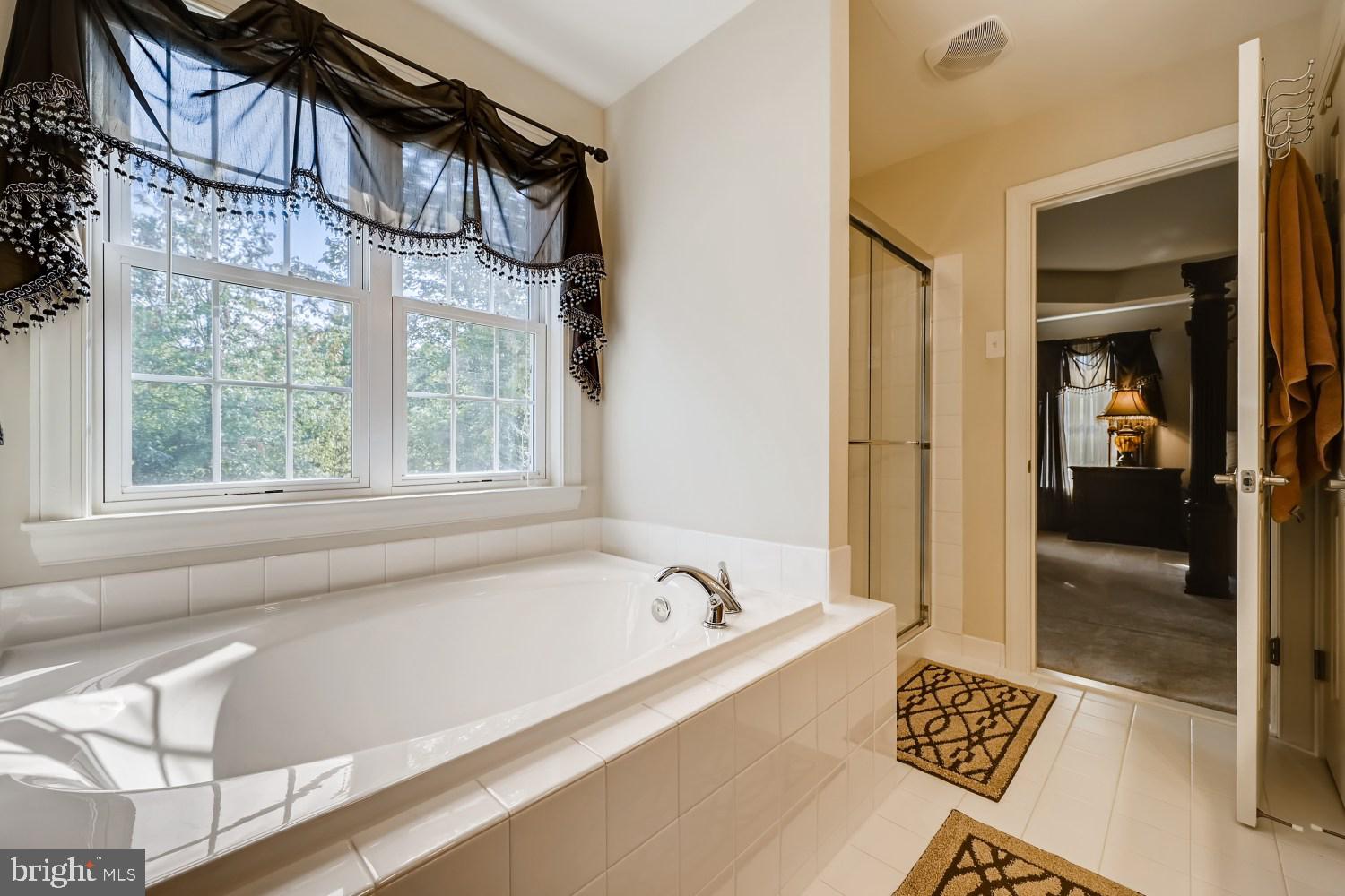 STONEHOUSE OVERLOOK - Residential