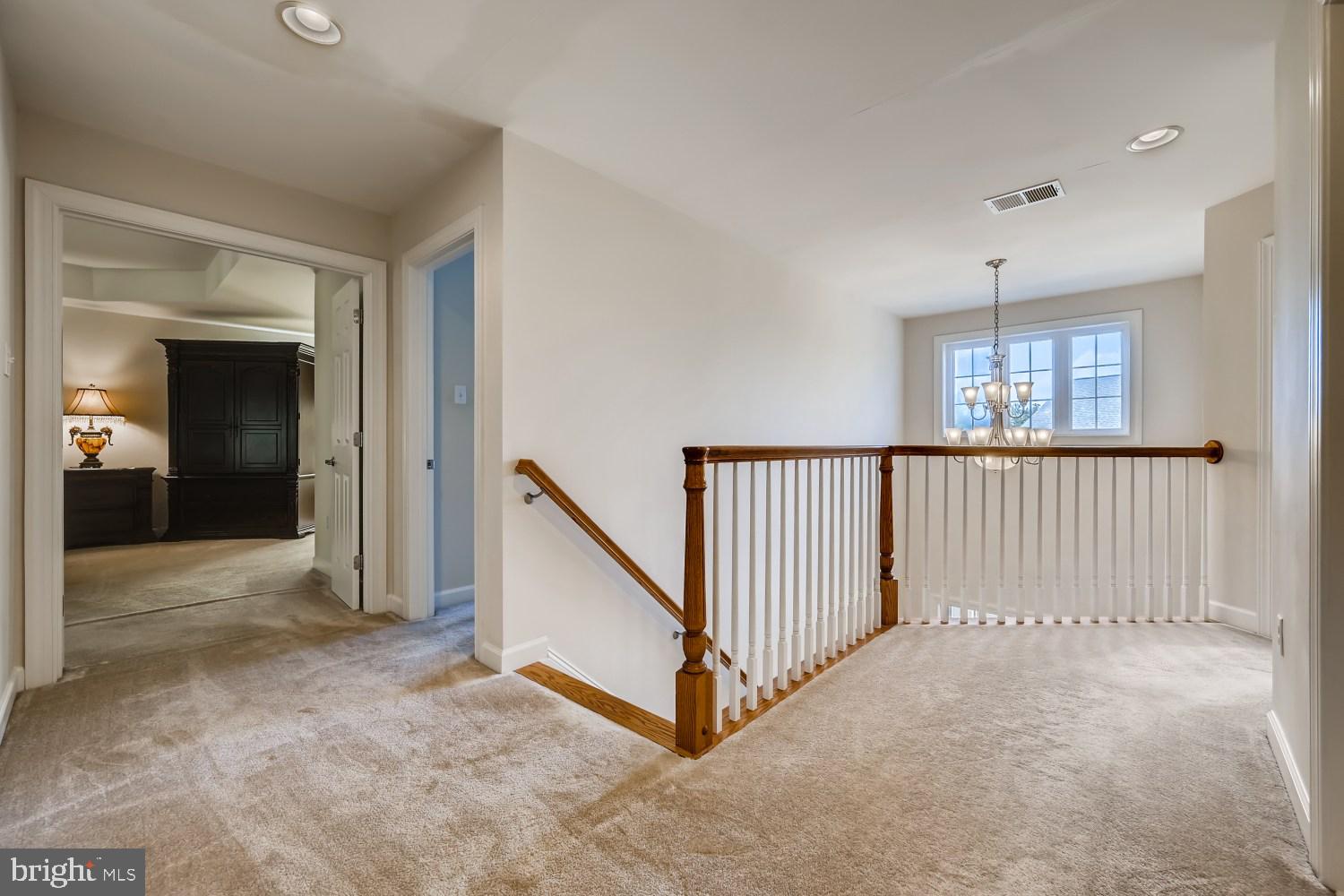 STONEHOUSE OVERLOOK - Residential