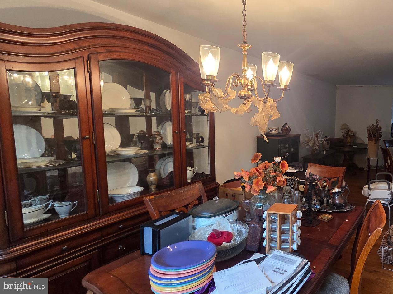 FORT WASHINGTON ESTATES - Residential