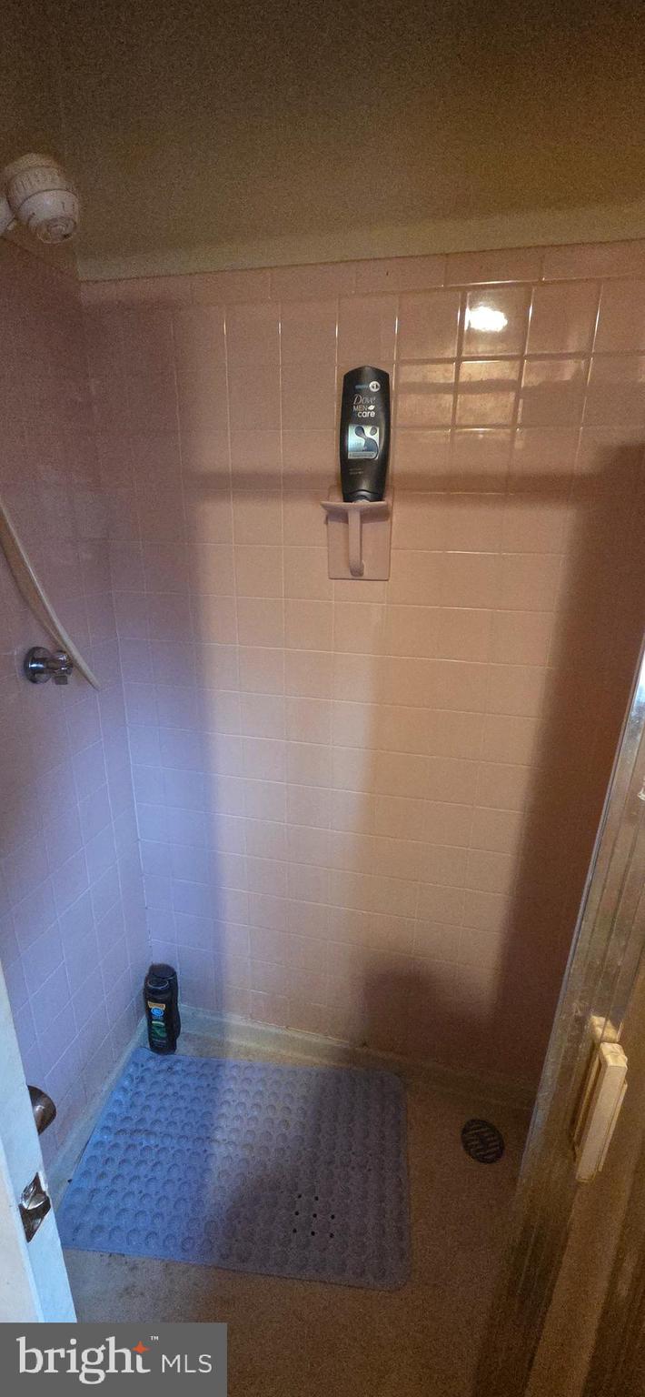 FORT WASHINGTON ESTATES - Residential