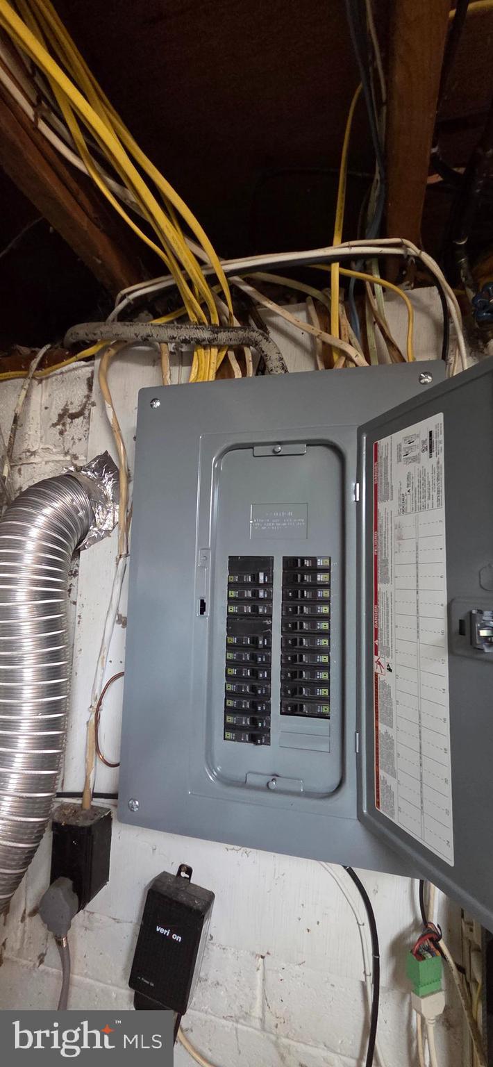 FORT WASHINGTON ESTATES - Residential