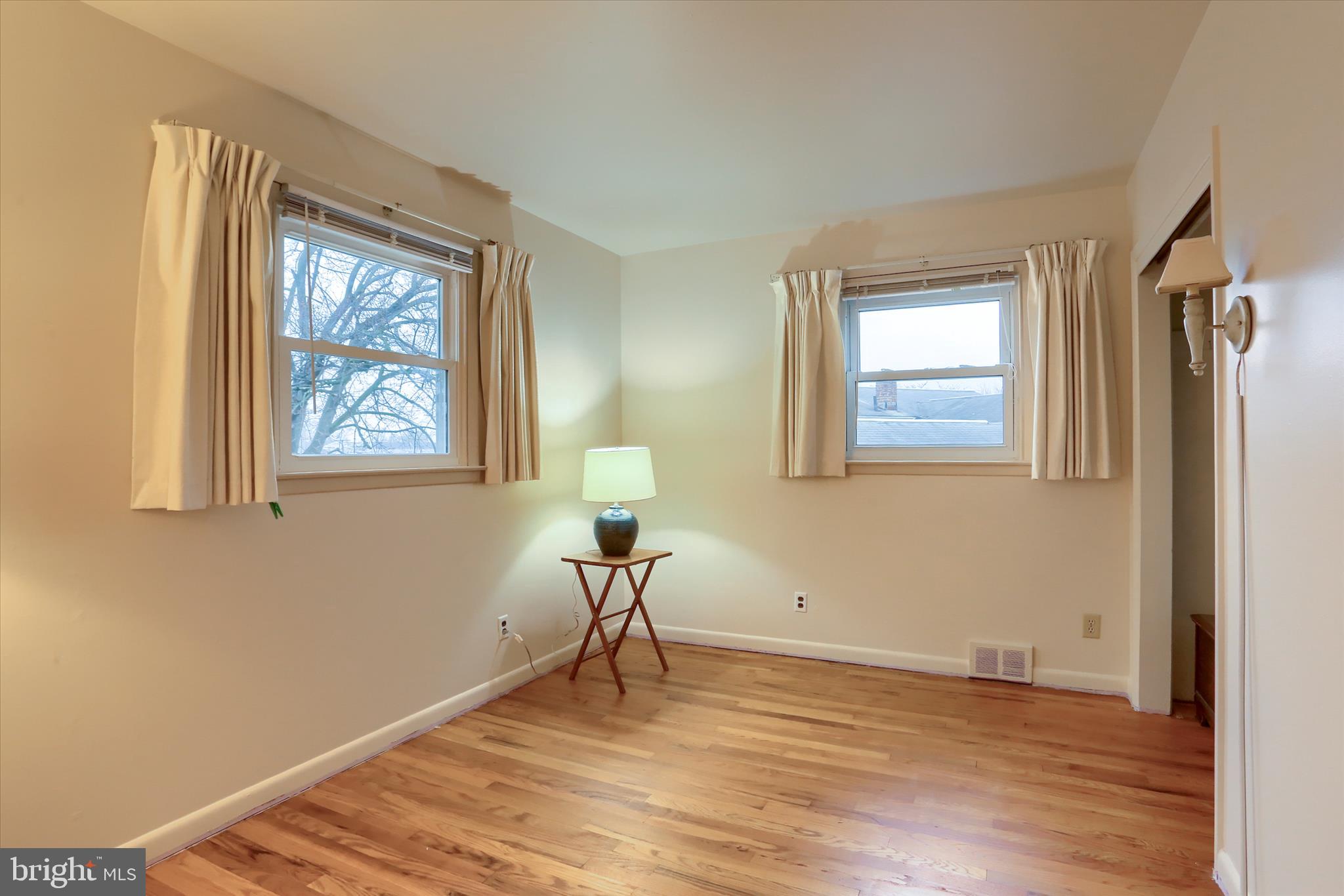 WYNNEWOOD PARK - Residential