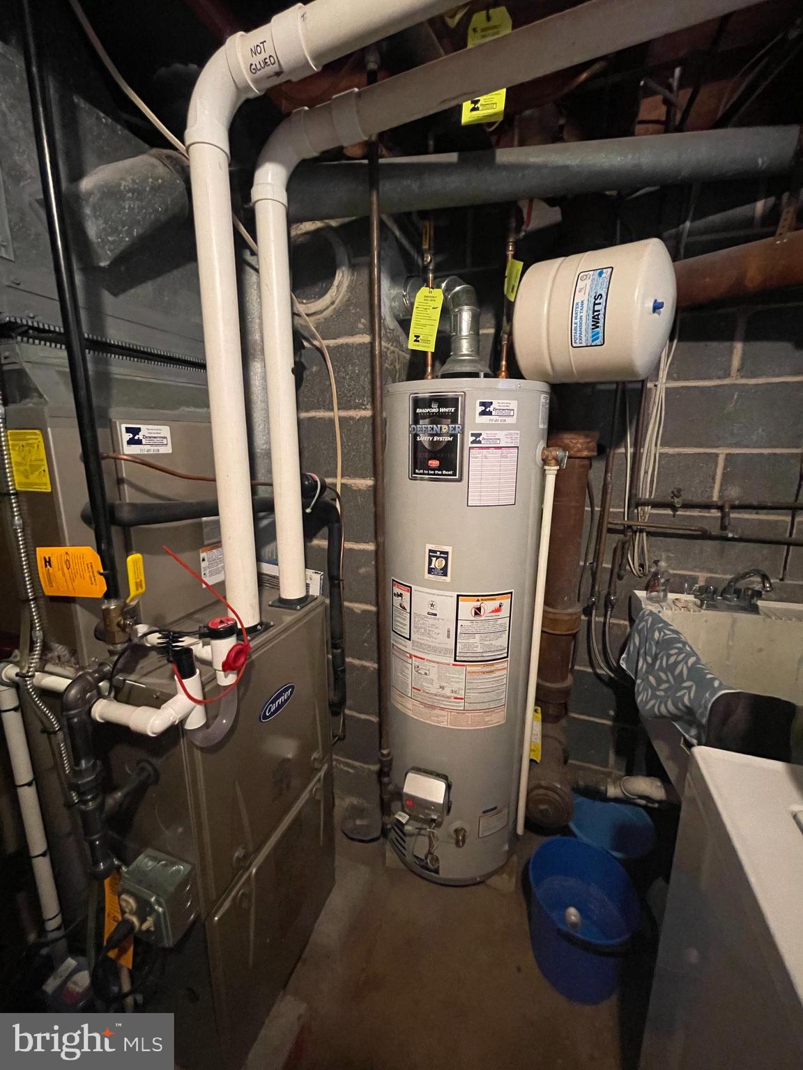 WYNNEWOOD PARK - Residential