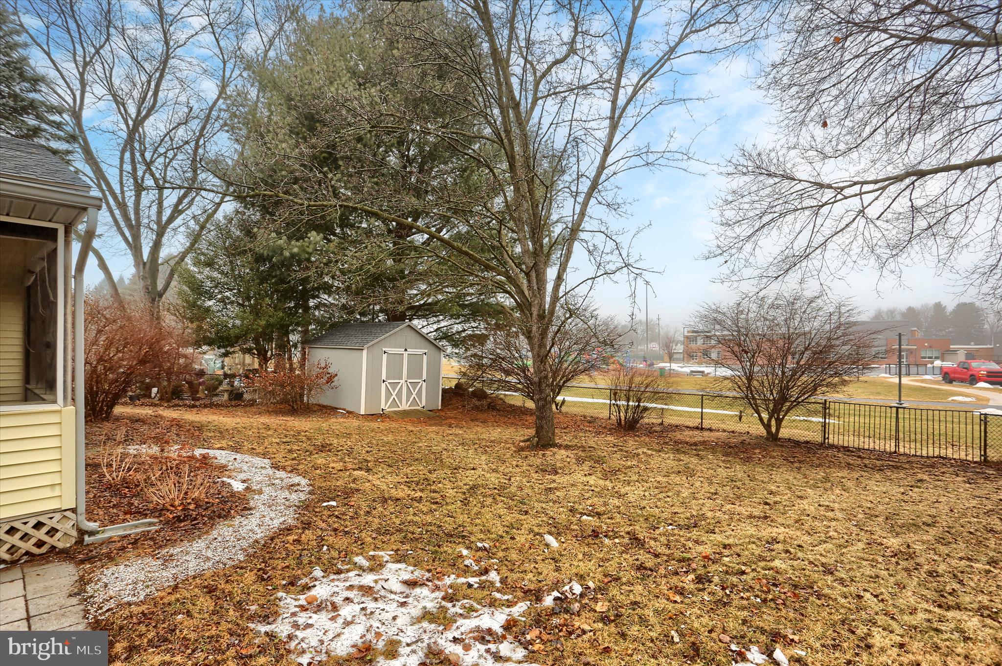 WYNNEWOOD PARK - Residential