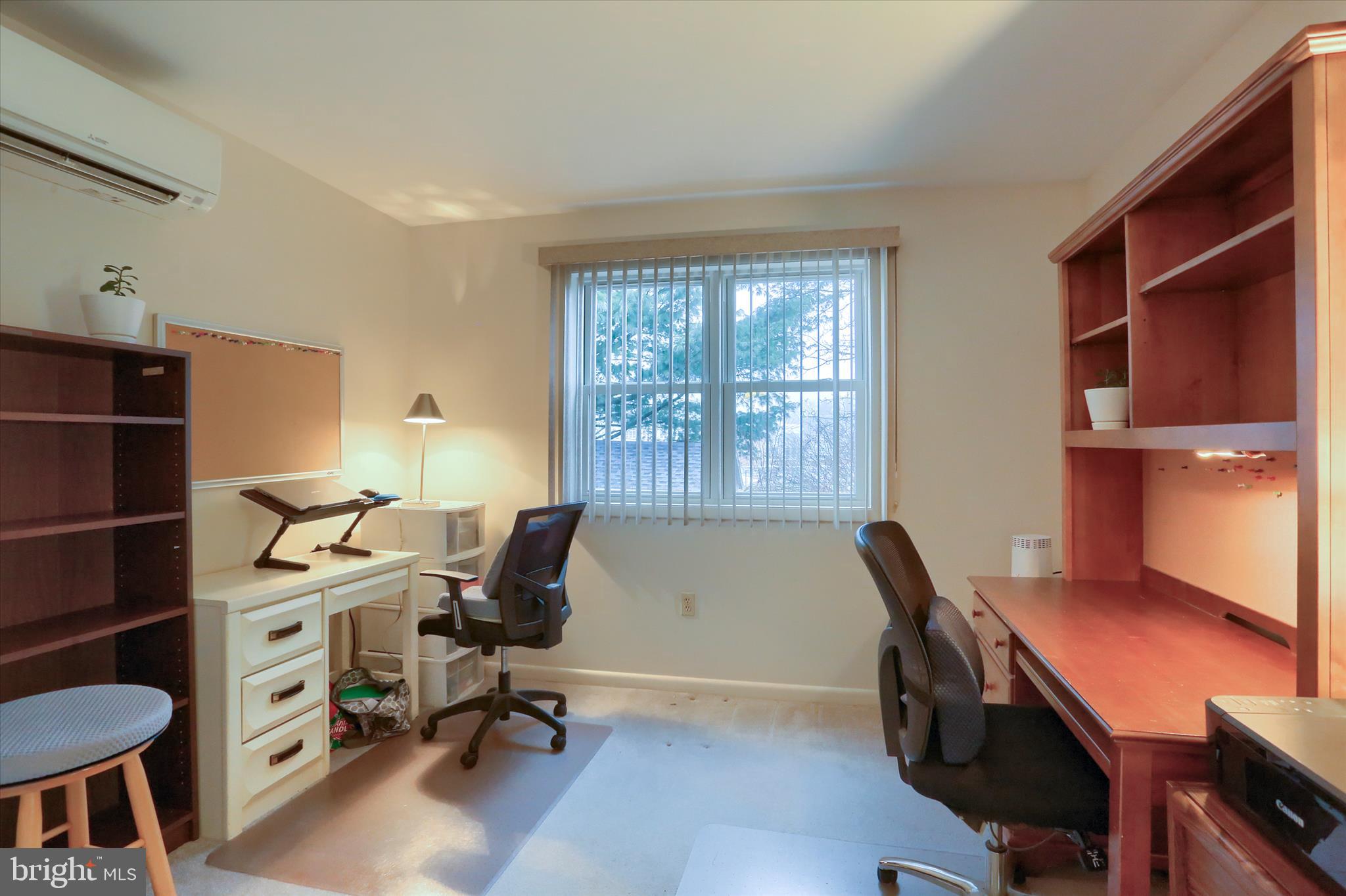 WYNNEWOOD PARK - Residential