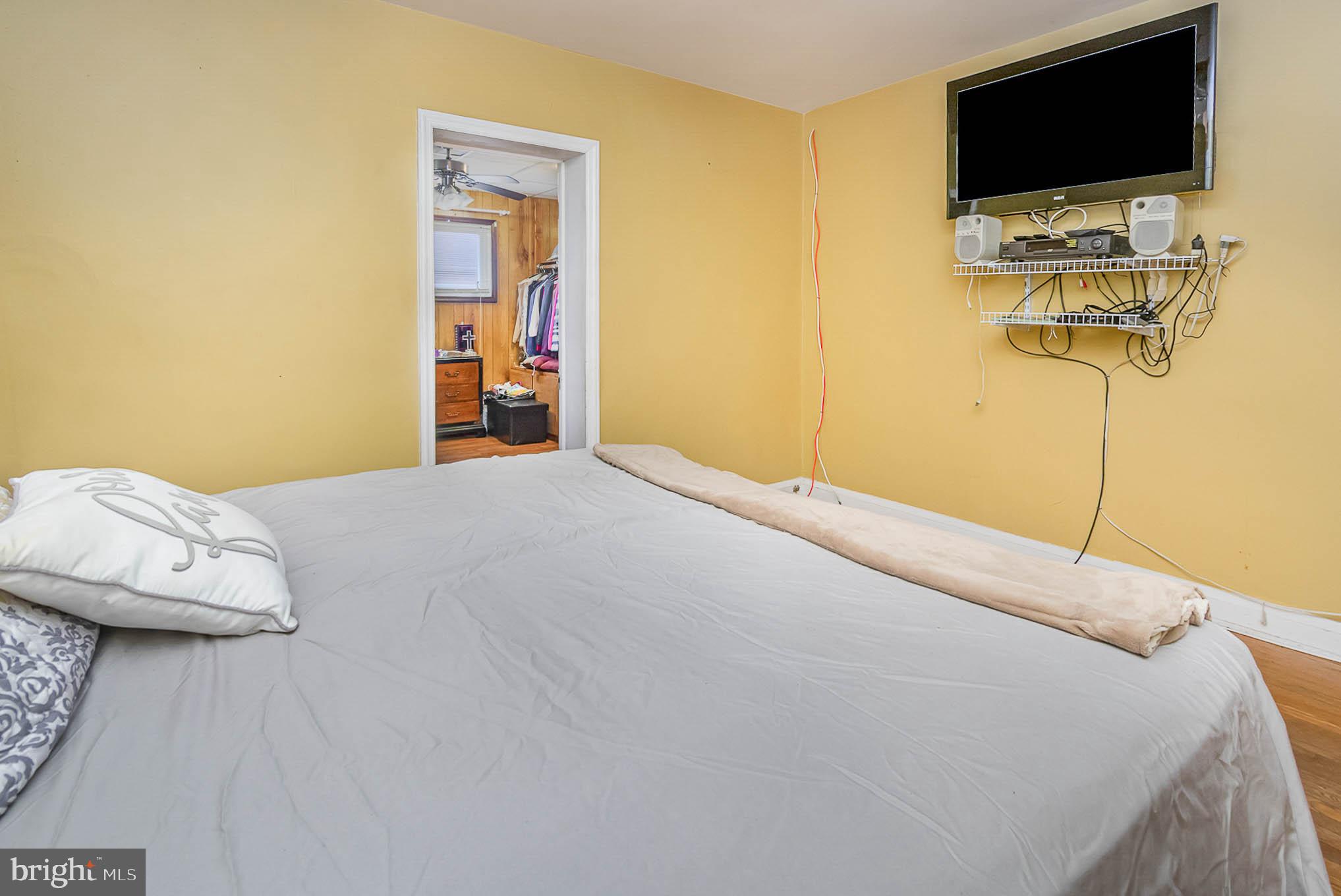 OVERTON - Residential