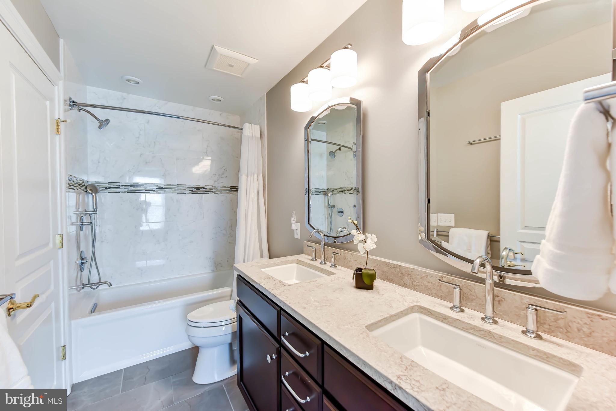 LAUREL HILL LANDBAY - Residential