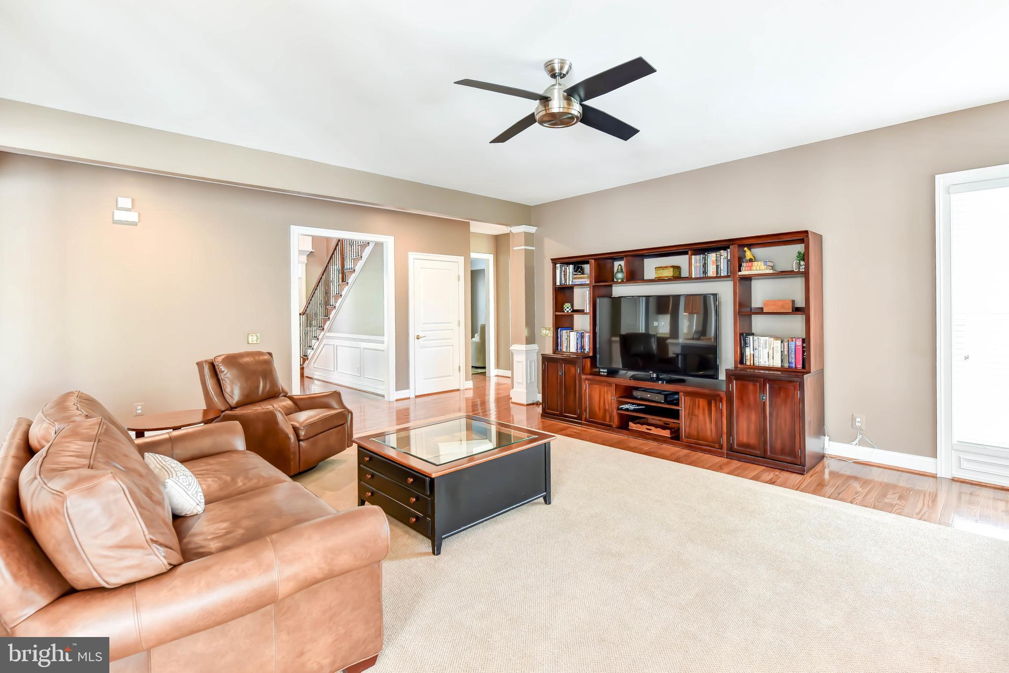 LAUREL HILL LANDBAY - Residential