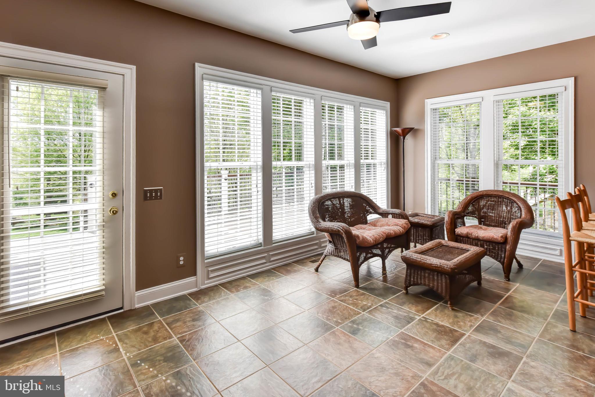 LAUREL HILL LANDBAY - Residential