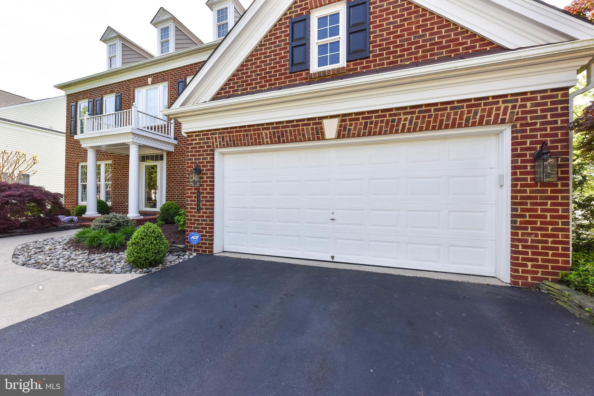 LAUREL HILL LANDBAY - Residential