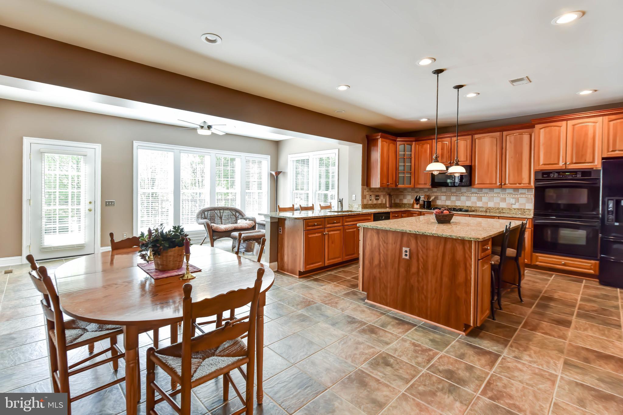 LAUREL HILL LANDBAY - Residential