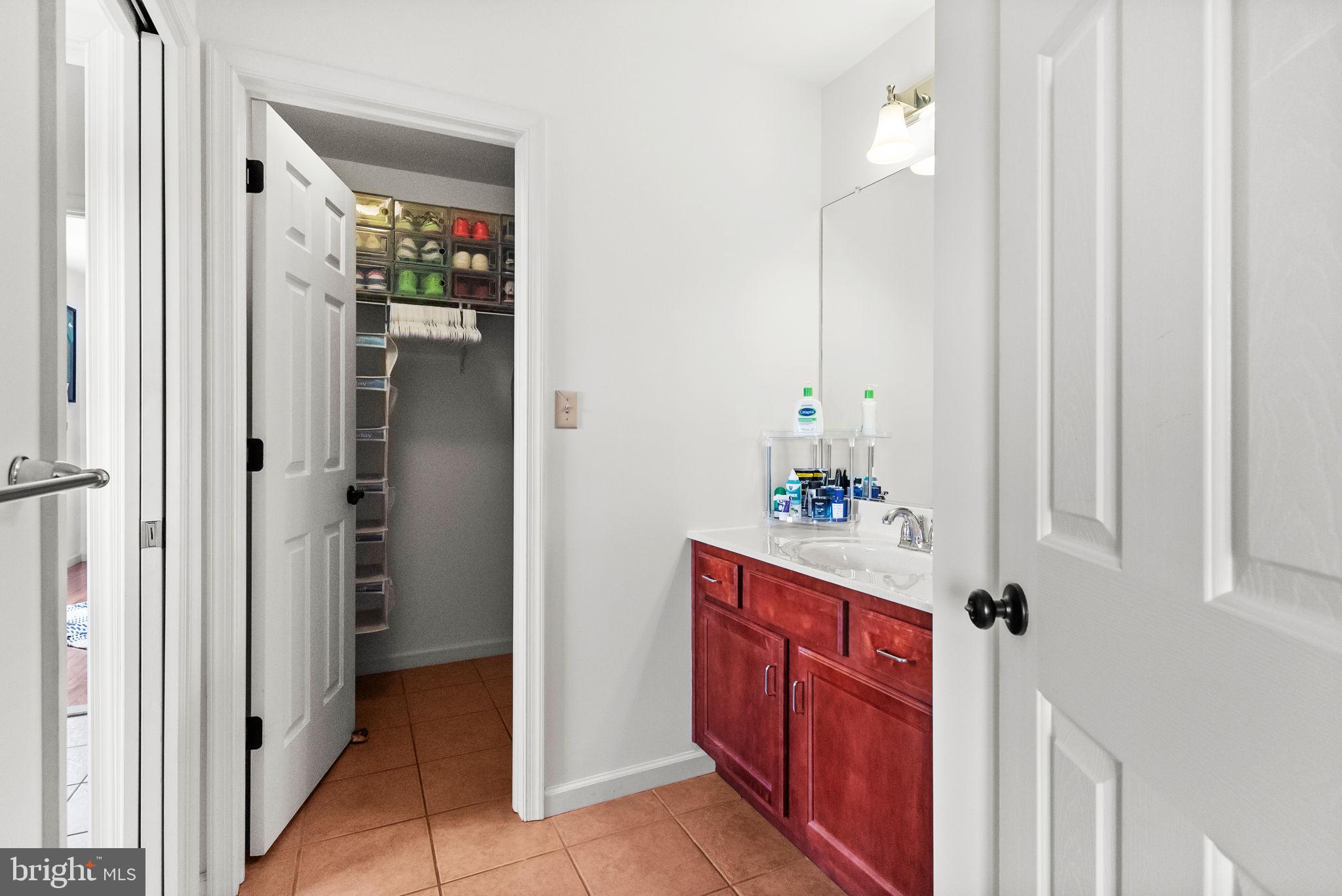 MILLBROOK FARMS - Residential