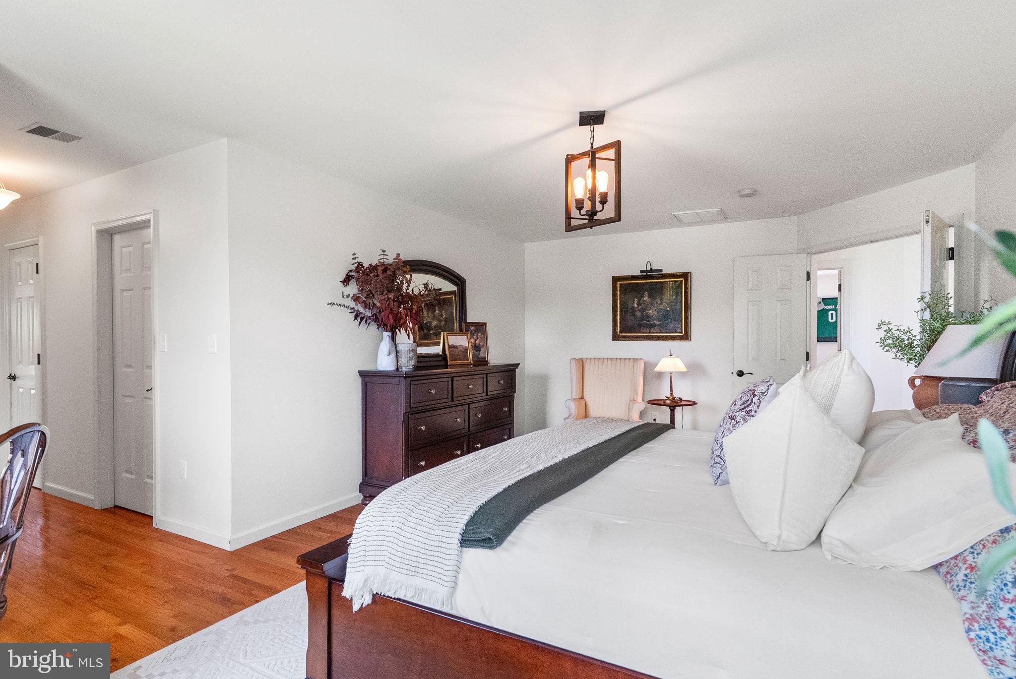 MILLBROOK FARMS - Residential