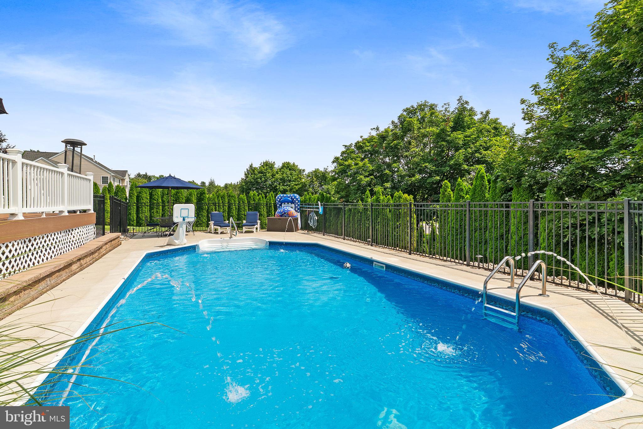 MILLBROOK FARMS - Residential