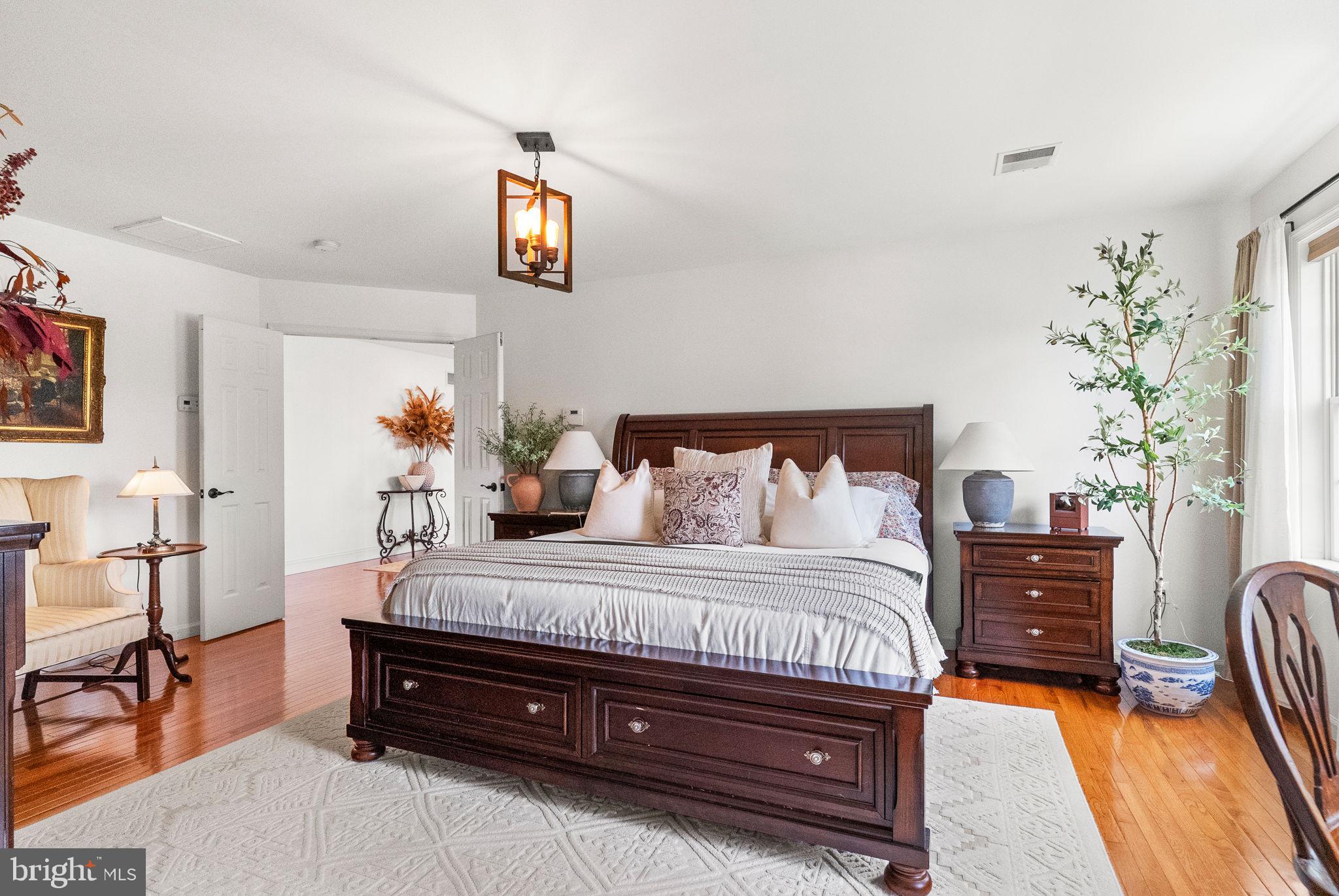 MILLBROOK FARMS - Residential