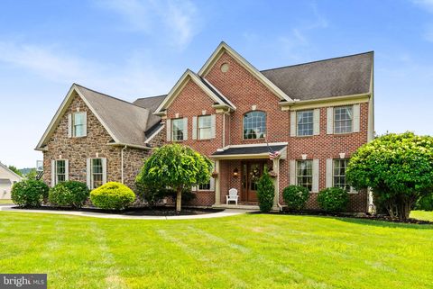 4490 CANTERBURY DRIVE EMMAUS PA 18049