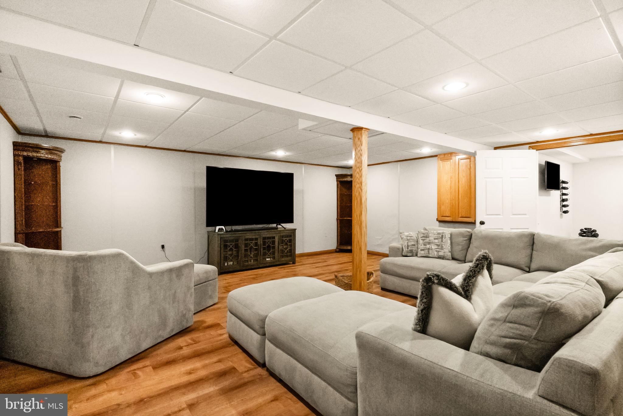 MILLBROOK FARMS - Residential