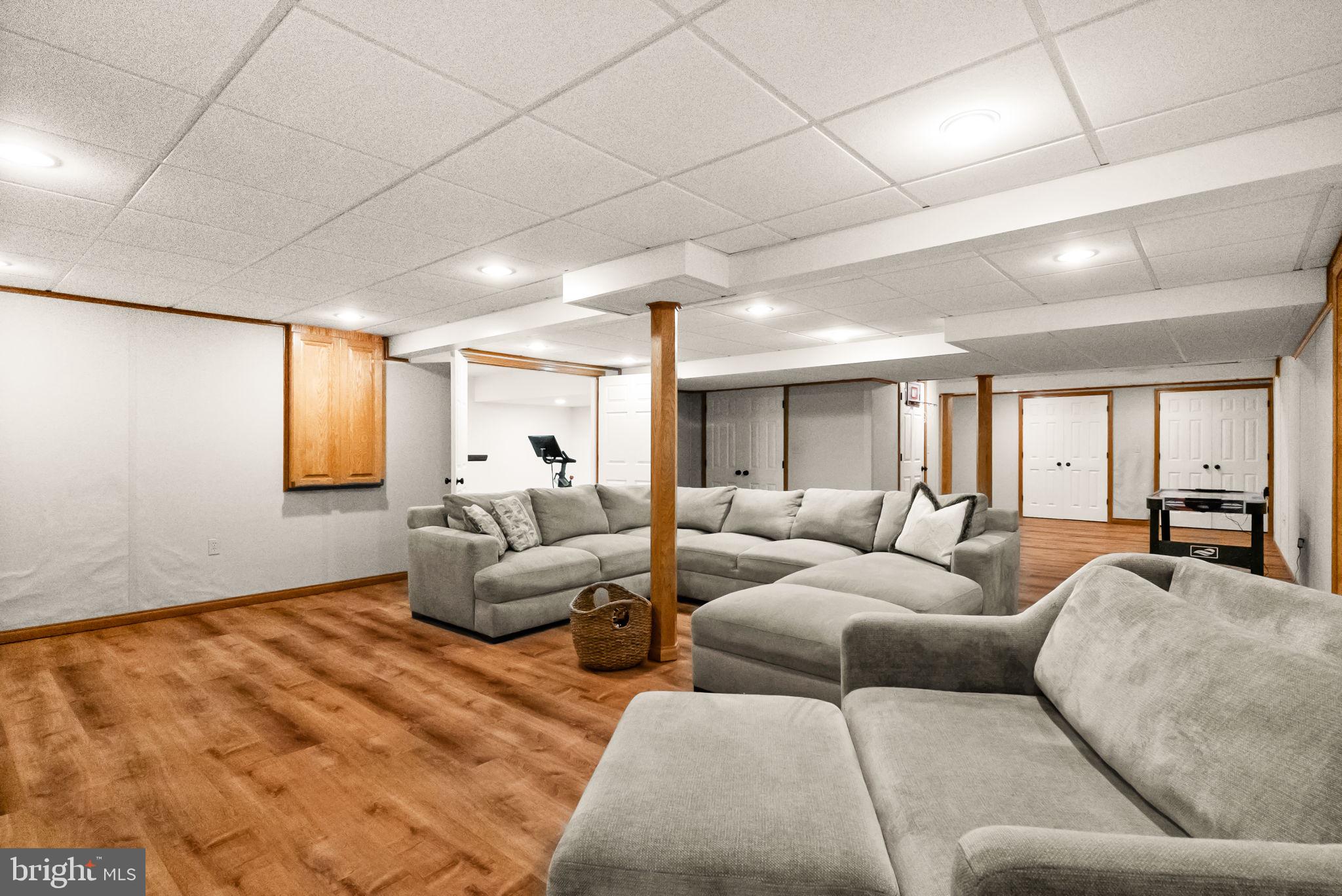 MILLBROOK FARMS - Residential