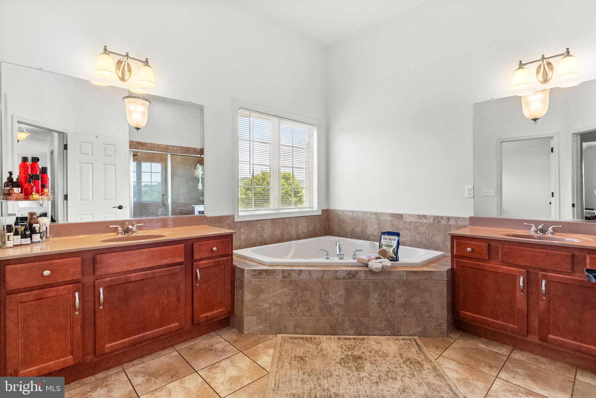 MILLBROOK FARMS - Residential