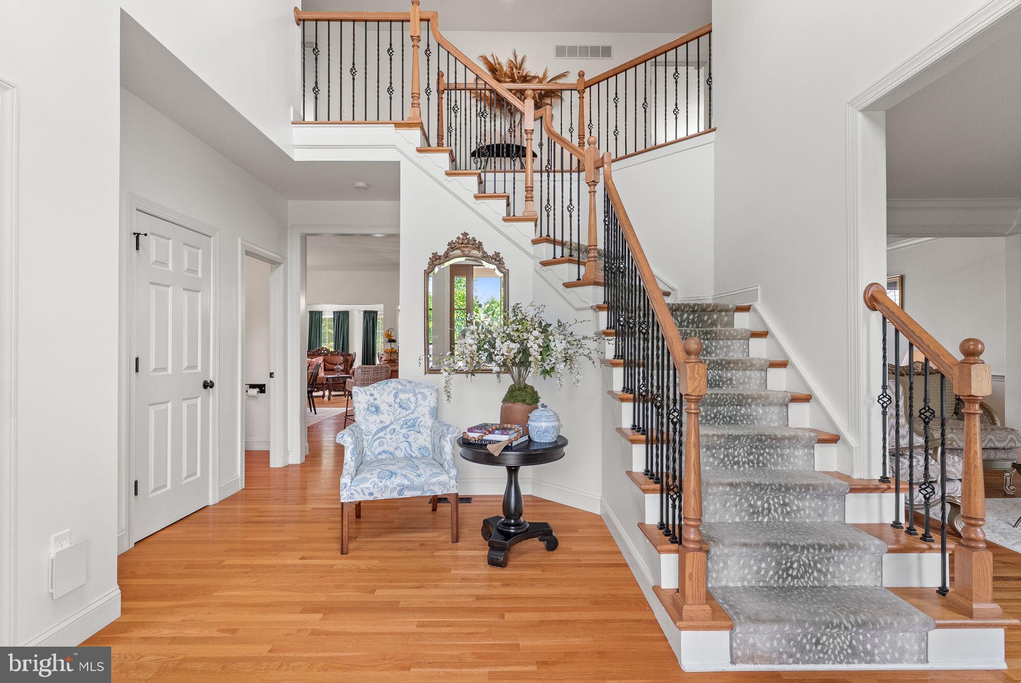 4490 CANTERBURY DRIVE