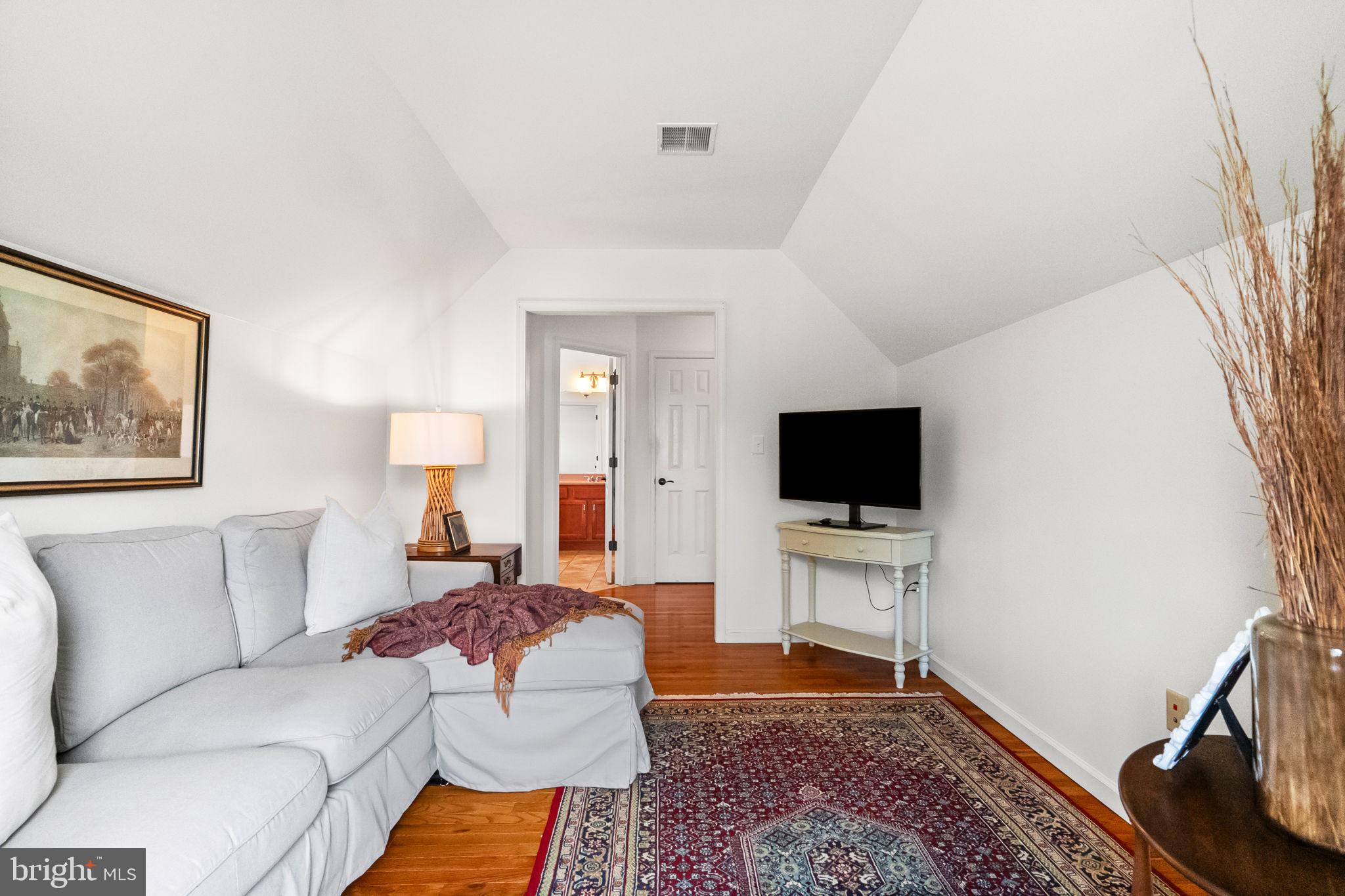 MILLBROOK FARMS - Residential