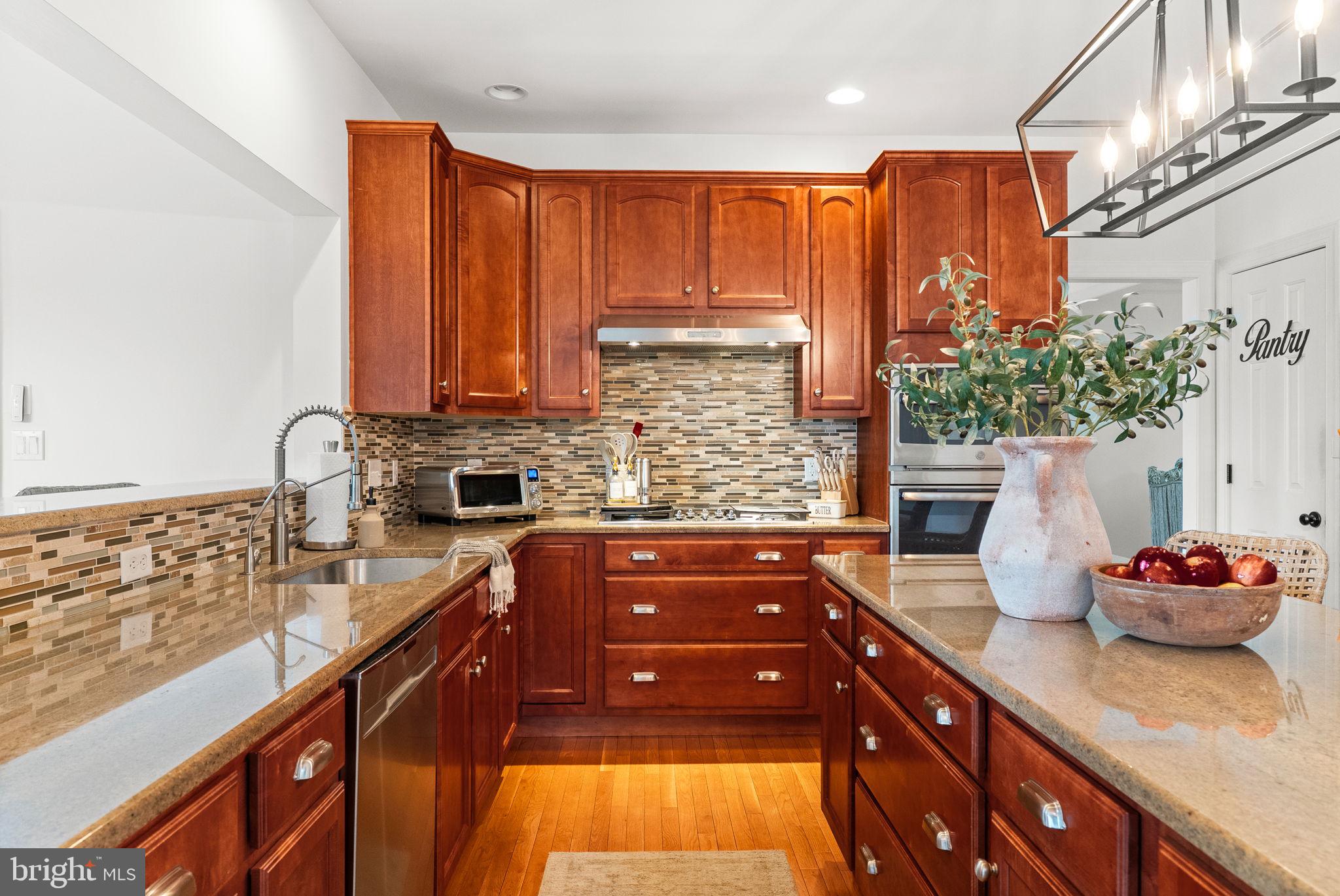 MILLBROOK FARMS - Residential