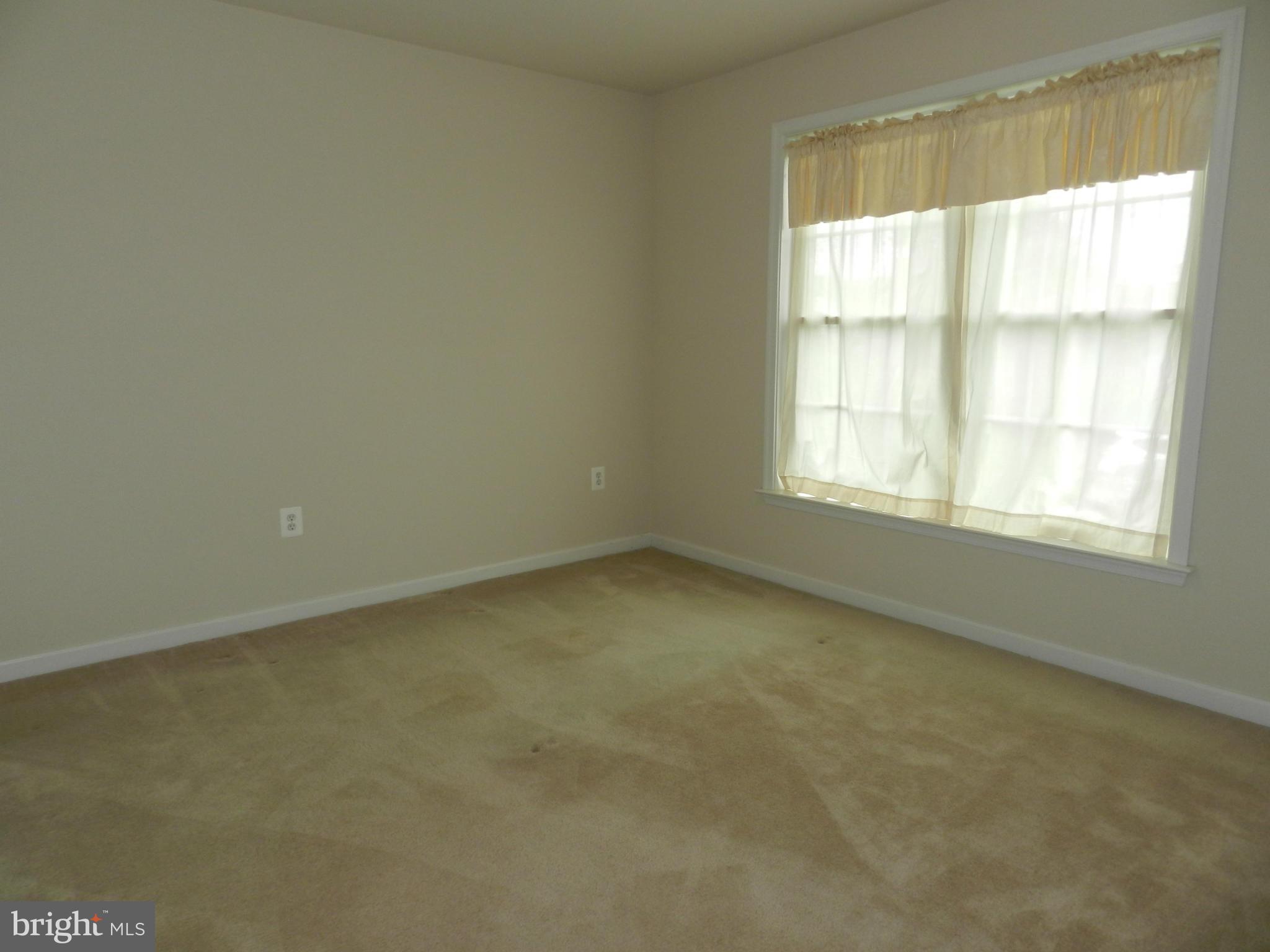 SOMERSET - Residential