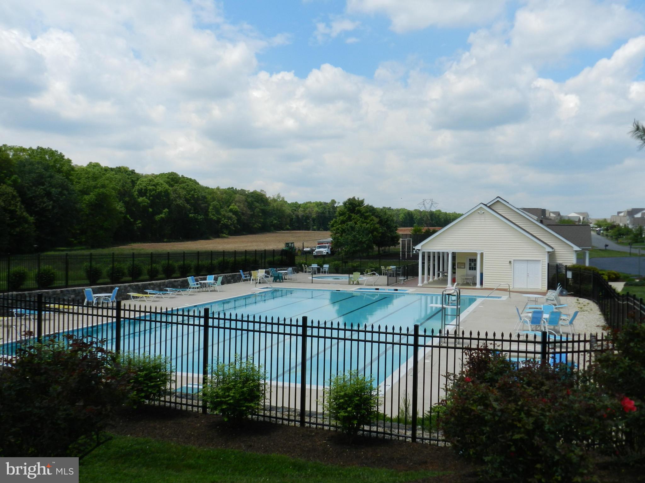 SOMERSET - Residential