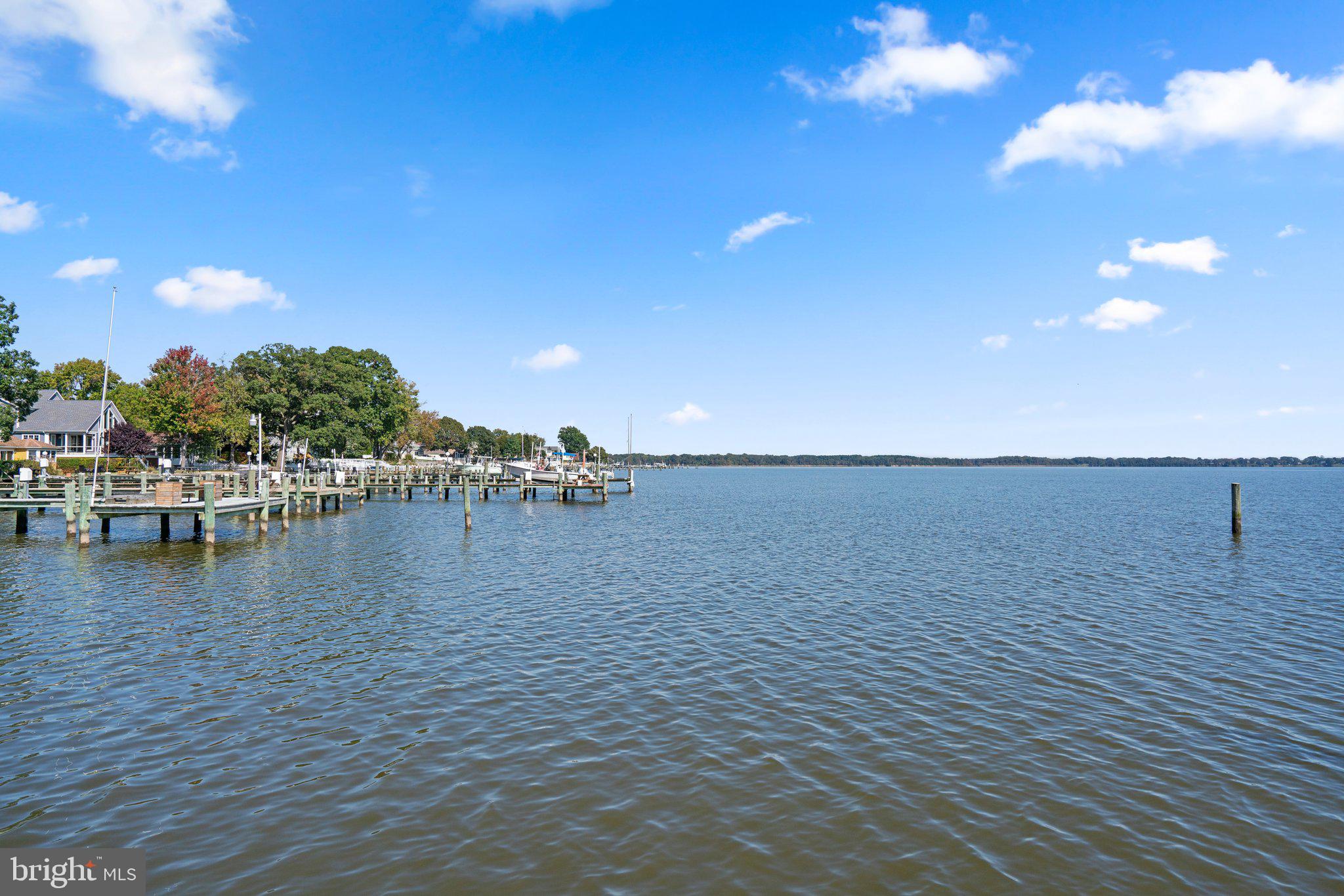 OLIVER BEACH - Residential