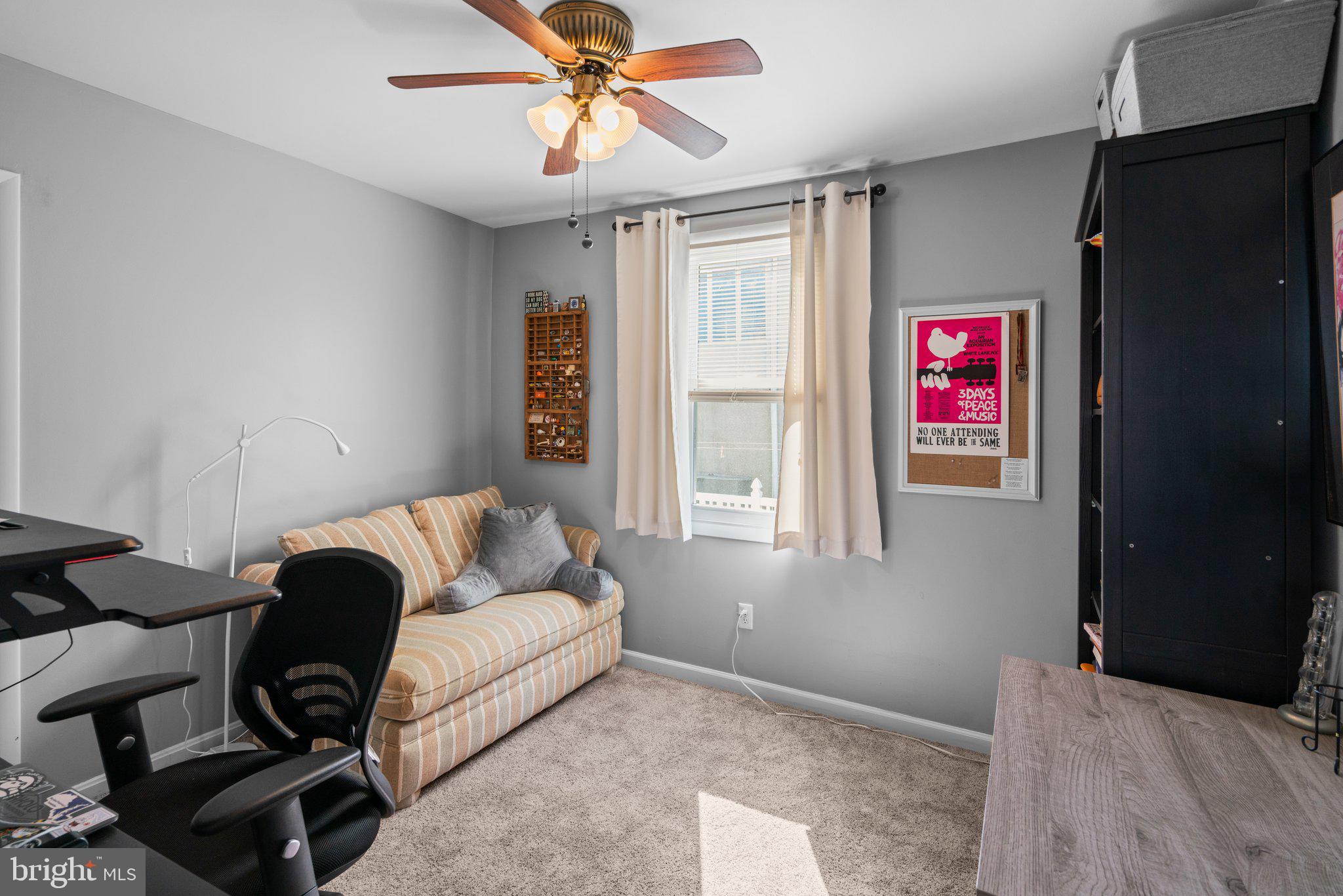 OLIVER BEACH - Residential