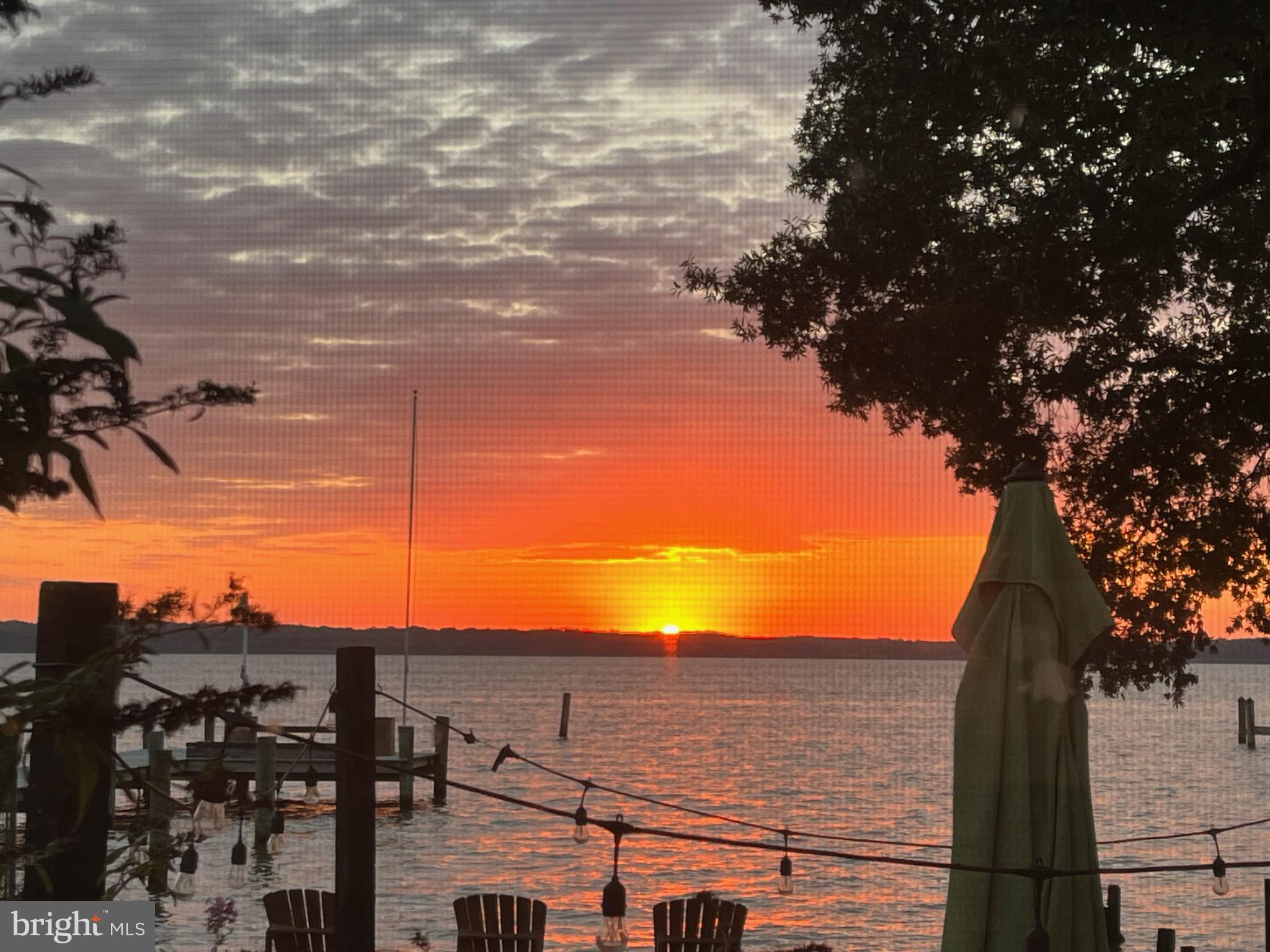 OLIVER BEACH - Residential