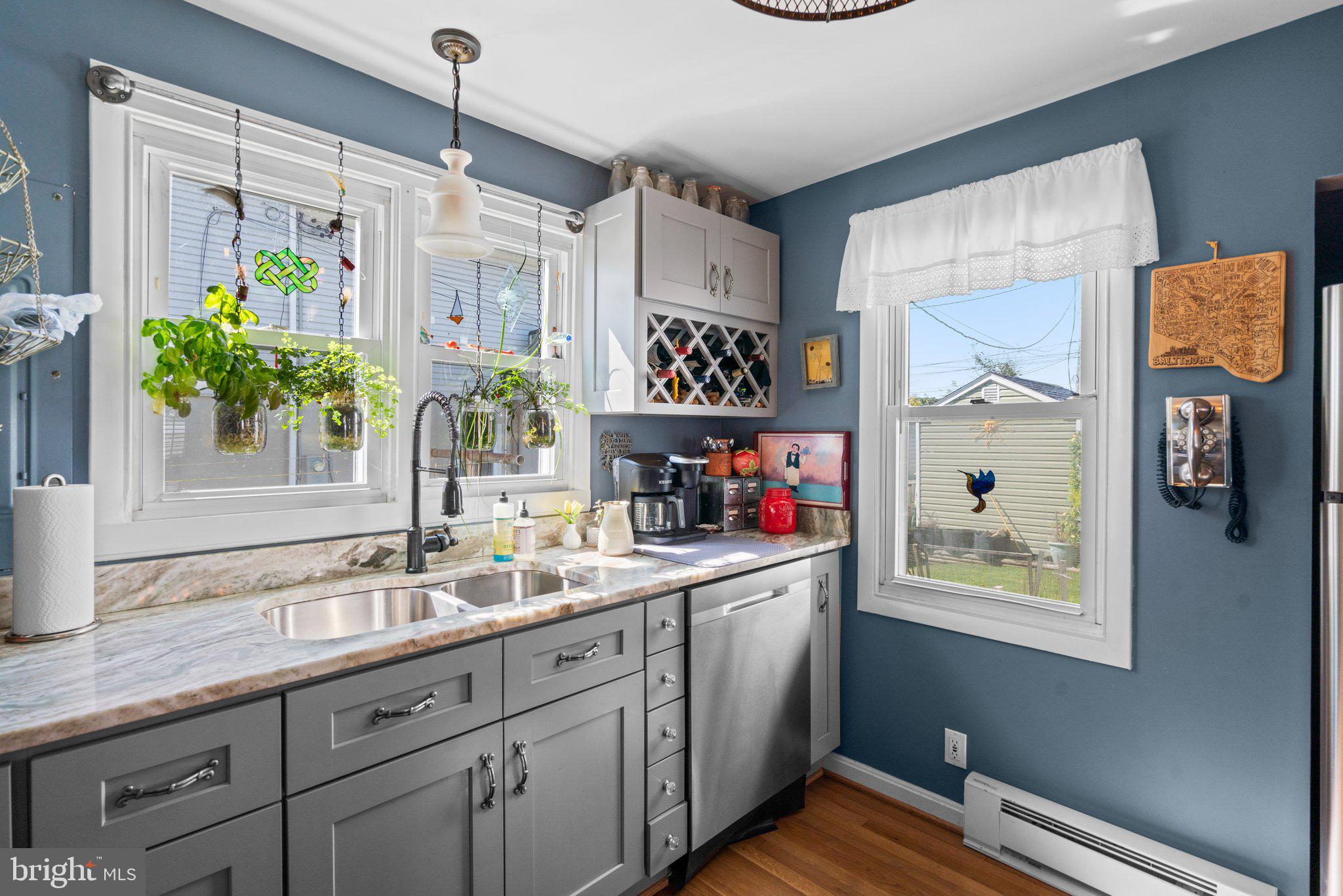 OLIVER BEACH - Residential