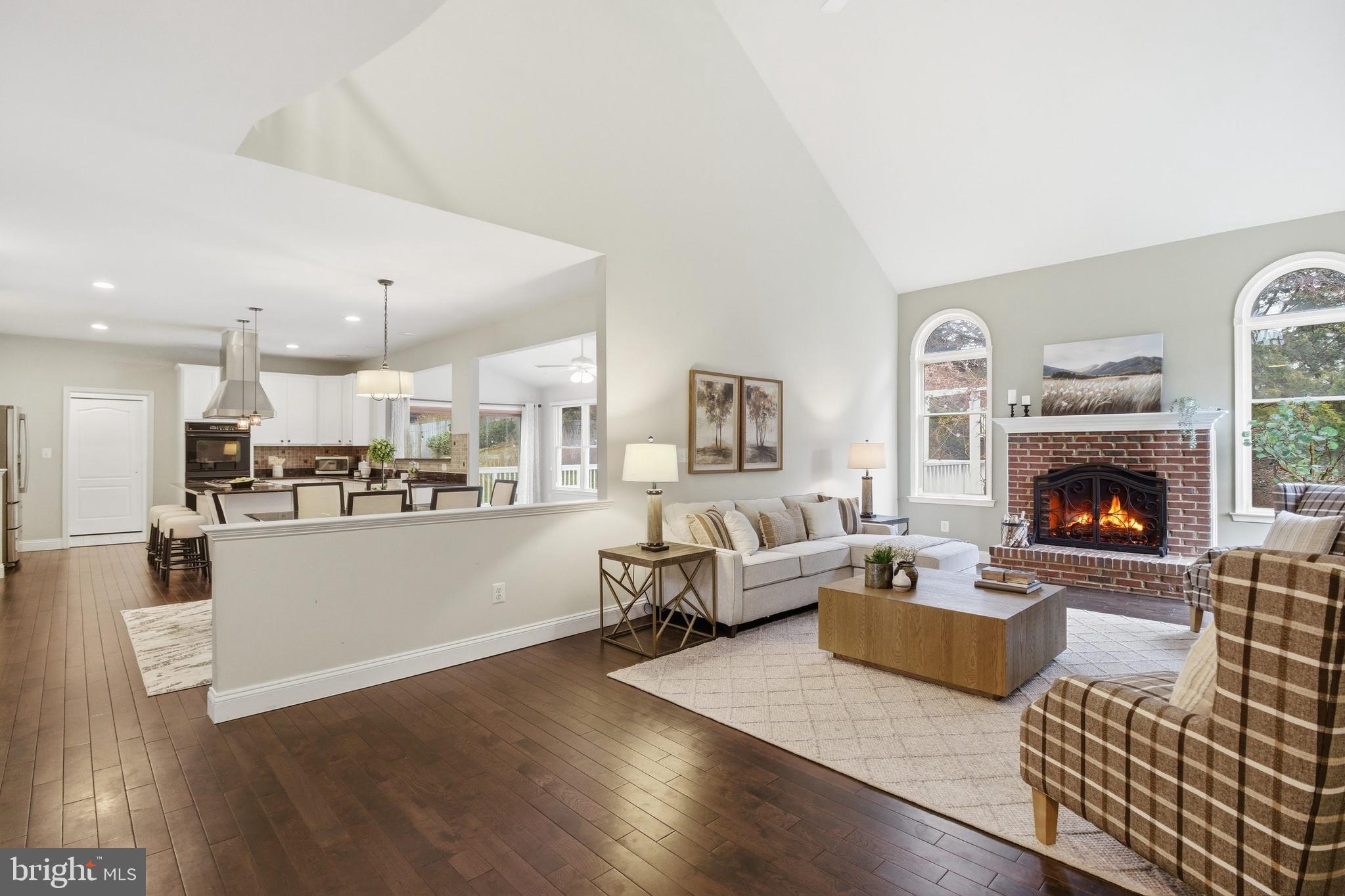 OAKTON RIDGE - Residential