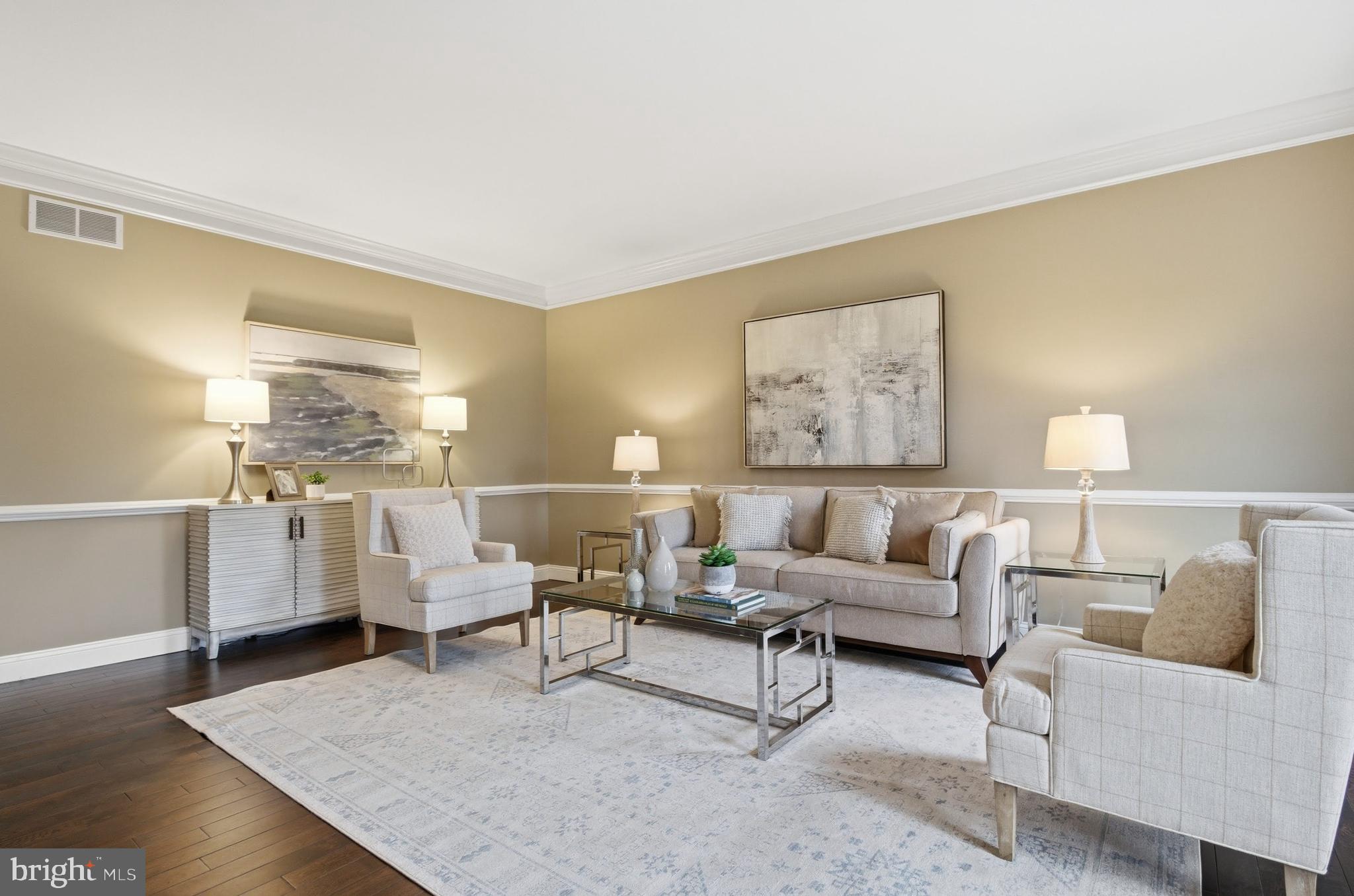 OAKTON RIDGE - Residential