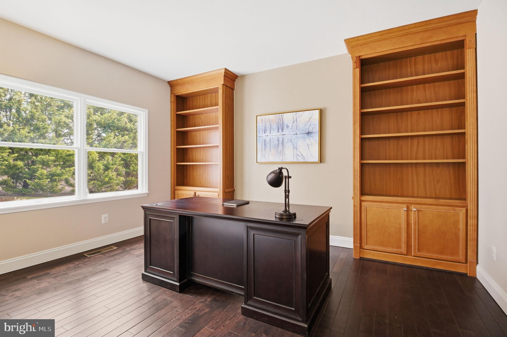 OAKTON RIDGE - Residential